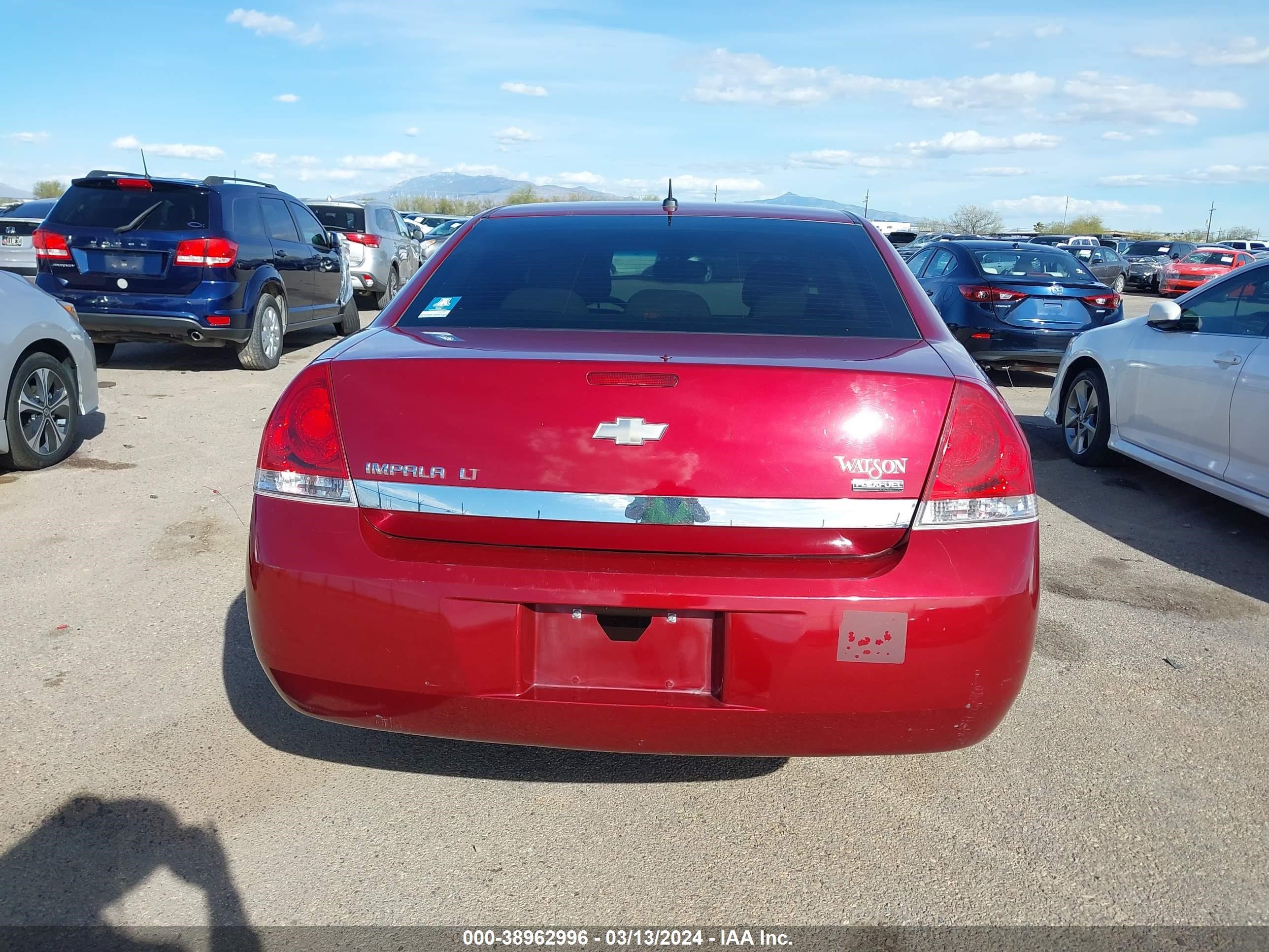 Photo 16 VIN: 2G1WT58K381268800 - CHEVROLET IMPALA 