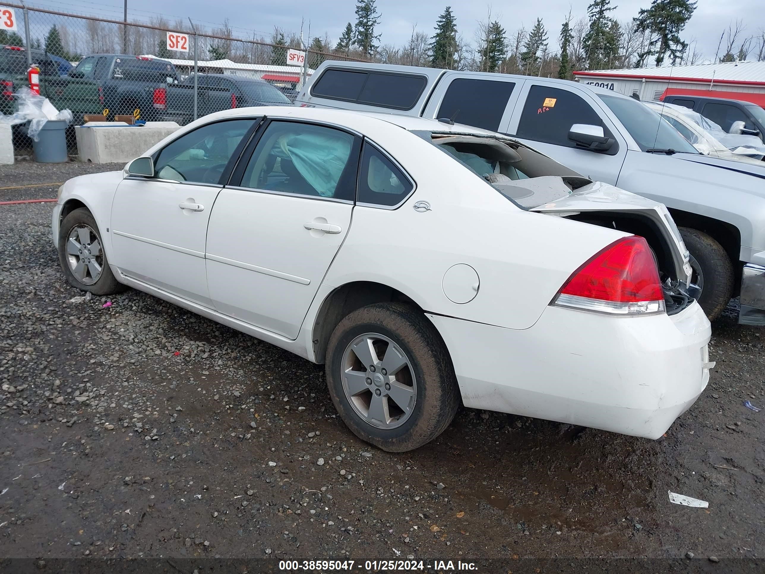 Photo 2 VIN: 2G1WT58K469118032 - CHEVROLET IMPALA 