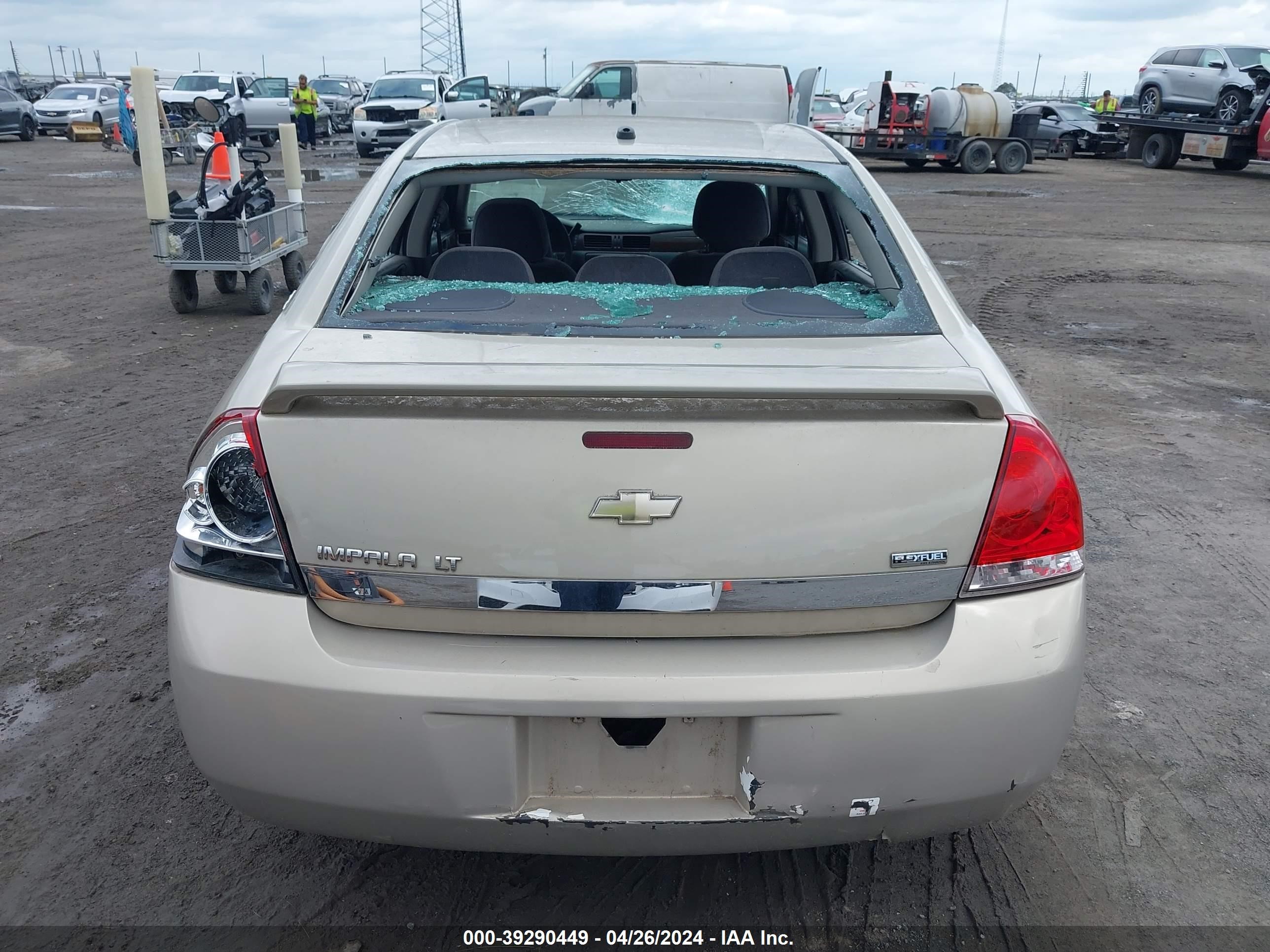 Photo 10 VIN: 2G1WT58K481239628 - CHEVROLET IMPALA 