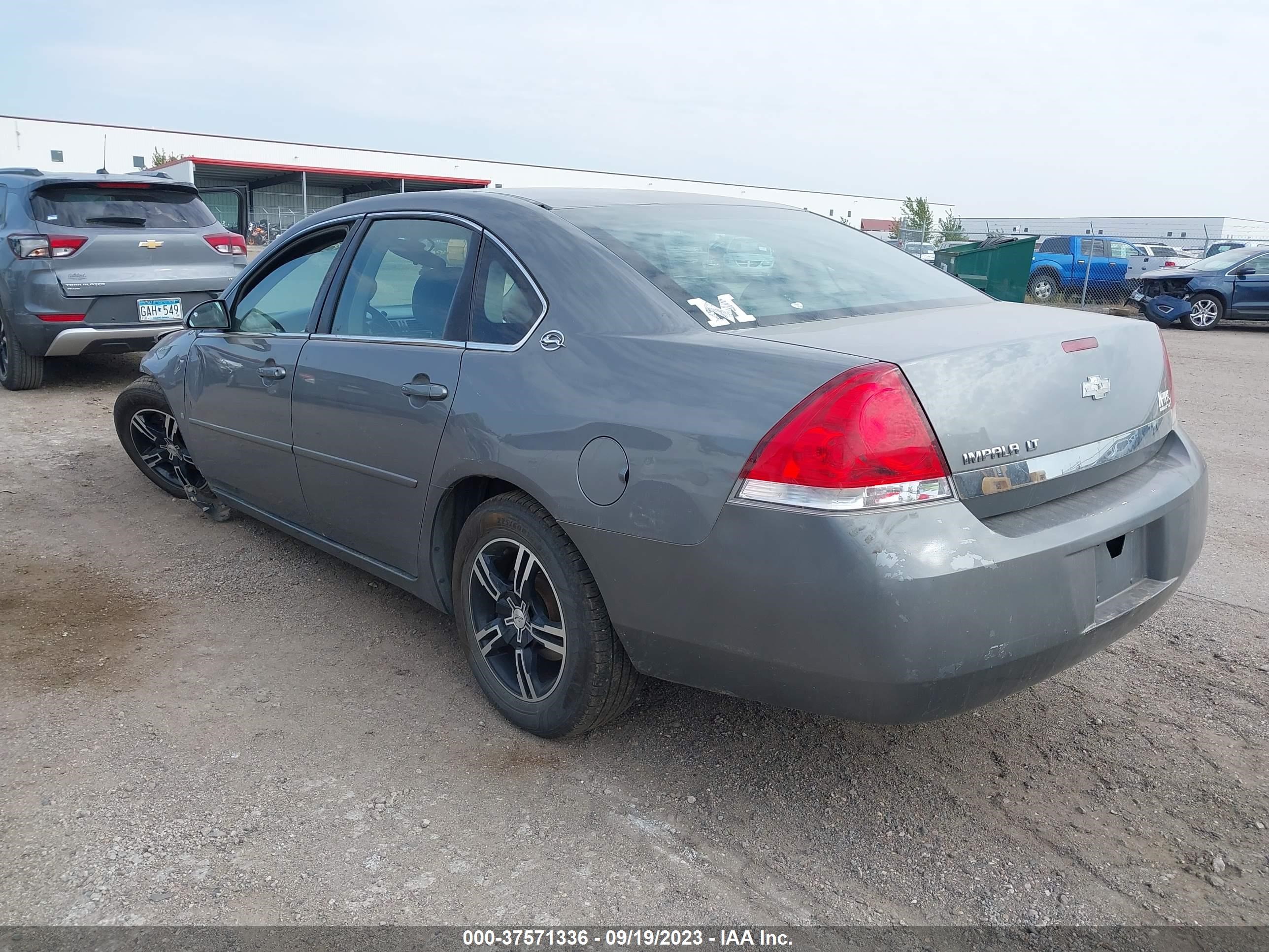 Photo 2 VIN: 2G1WT58K569278274 - CHEVROLET IMPALA 