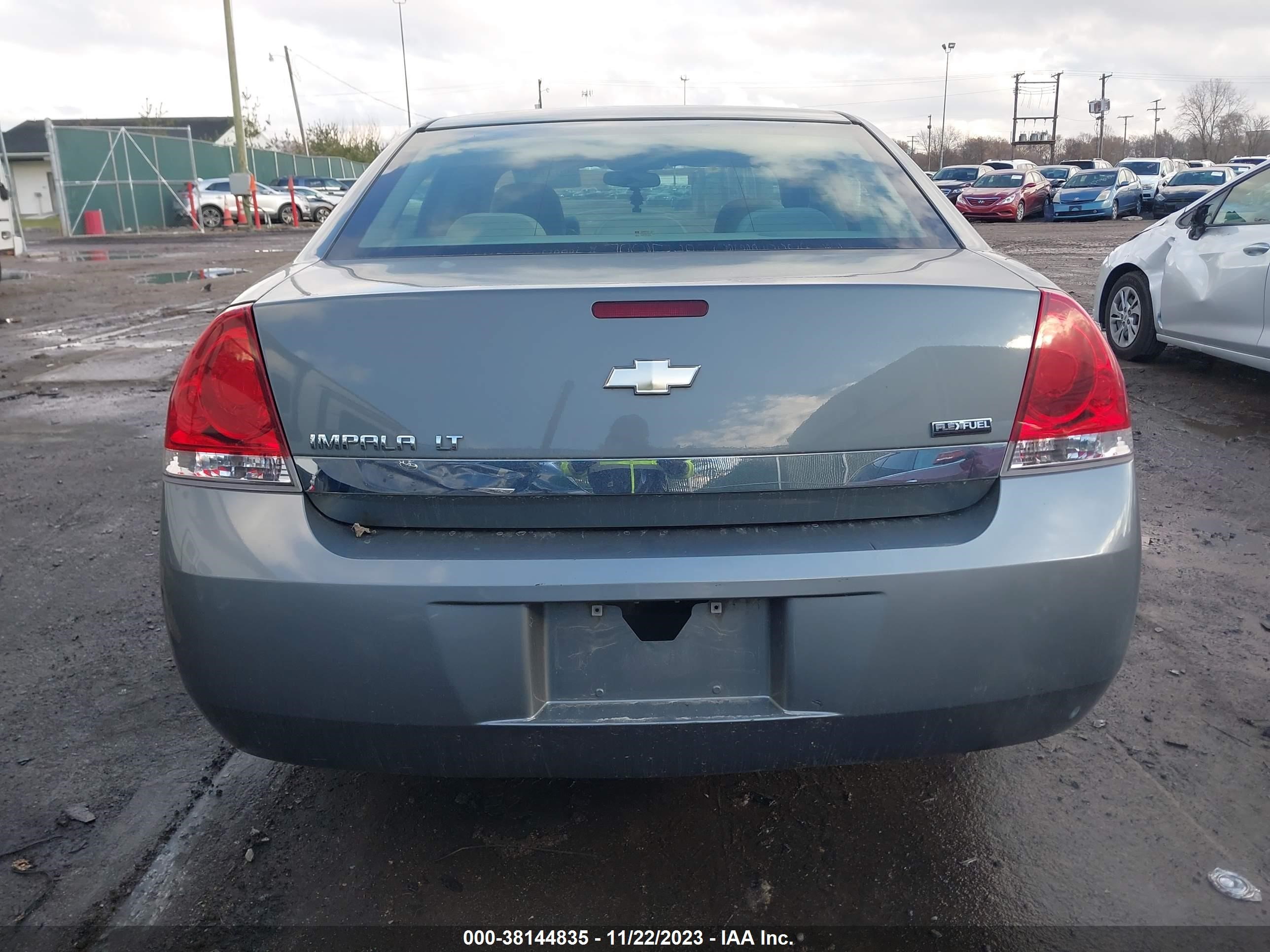 Photo 15 VIN: 2G1WT58K579409771 - CHEVROLET IMPALA 