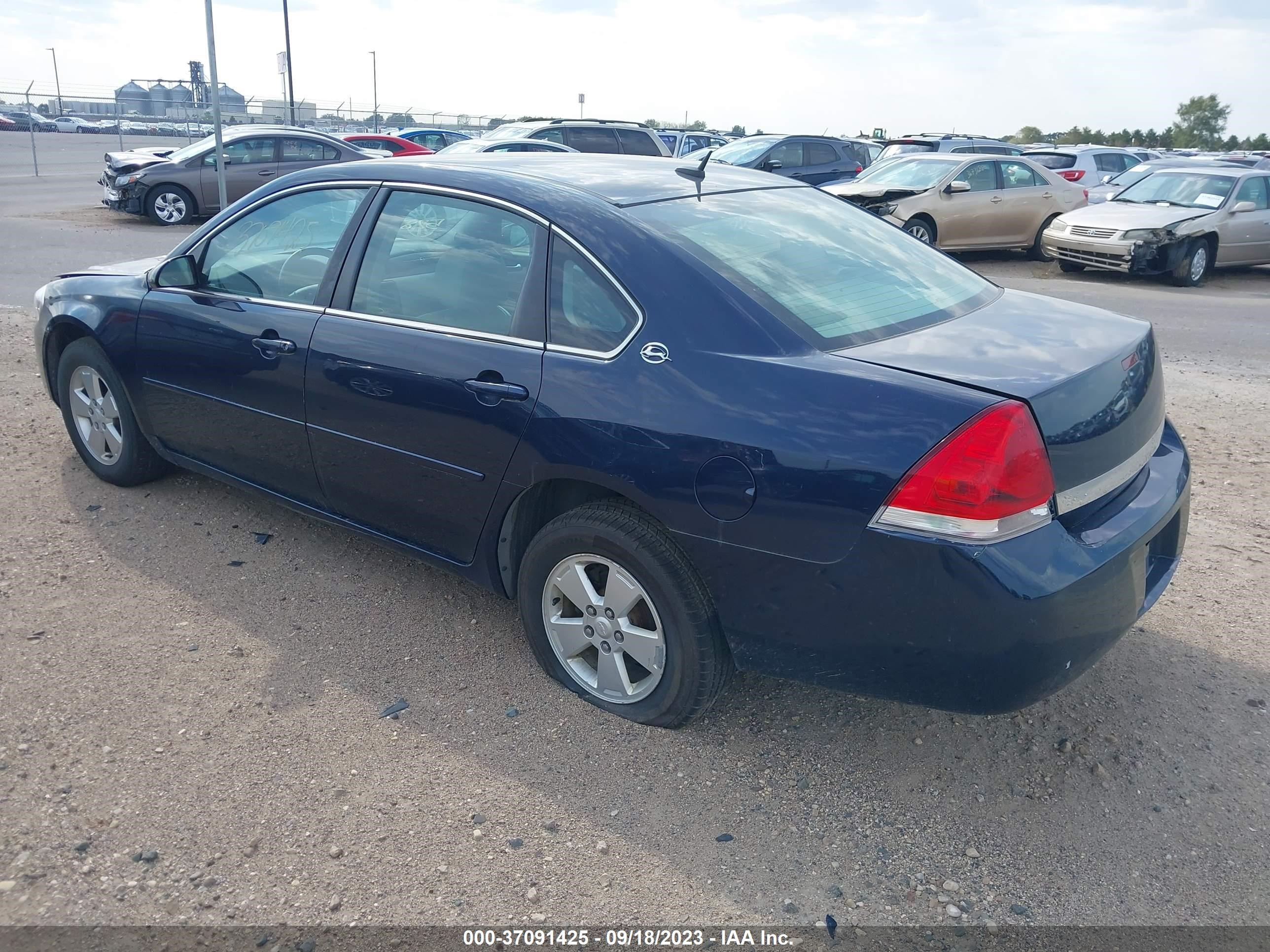 Photo 2 VIN: 2G1WT58K689153559 - CHEVROLET IMPALA 