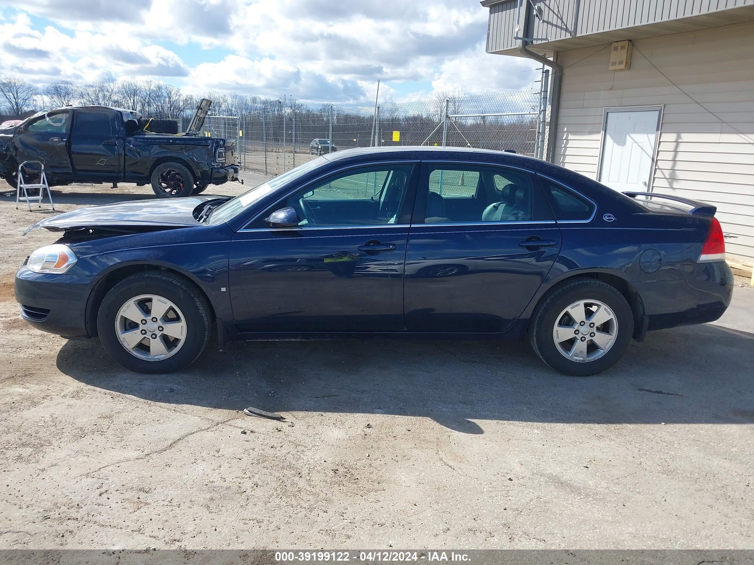 Photo 13 VIN: 2G1WT58K889231114 - CHEVROLET IMPALA 