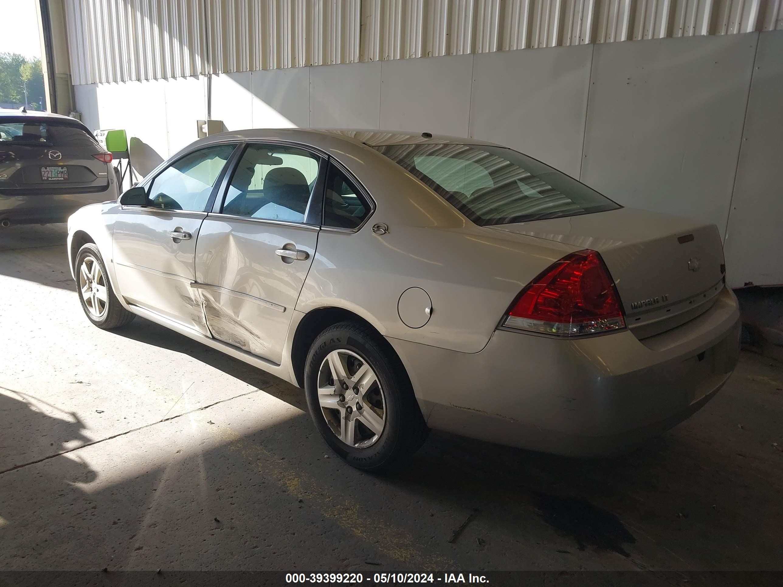 Photo 2 VIN: 2G1WT58K969338427 - CHEVROLET IMPALA 