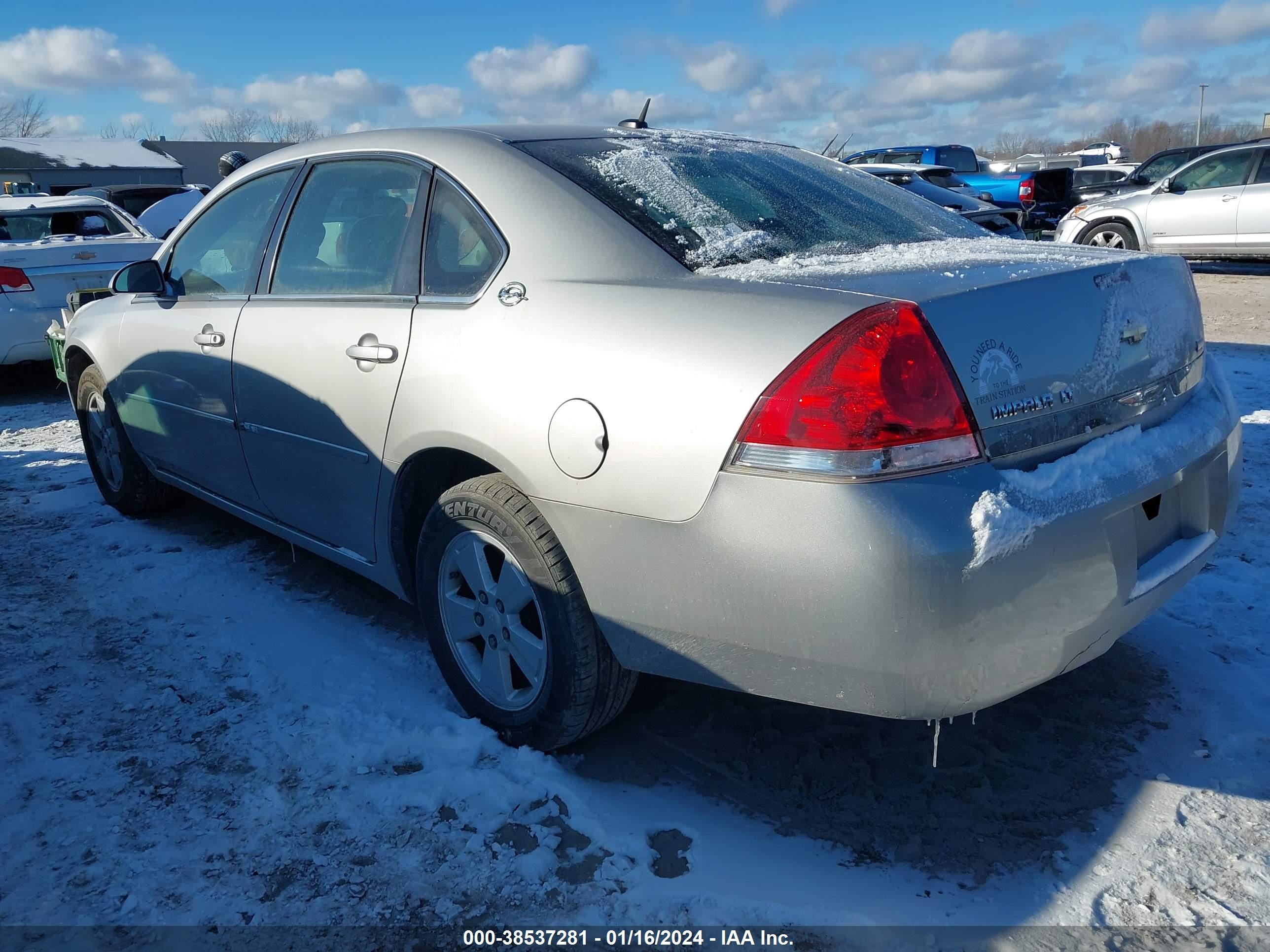 Photo 2 VIN: 2G1WT58K979136169 - CHEVROLET IMPALA 