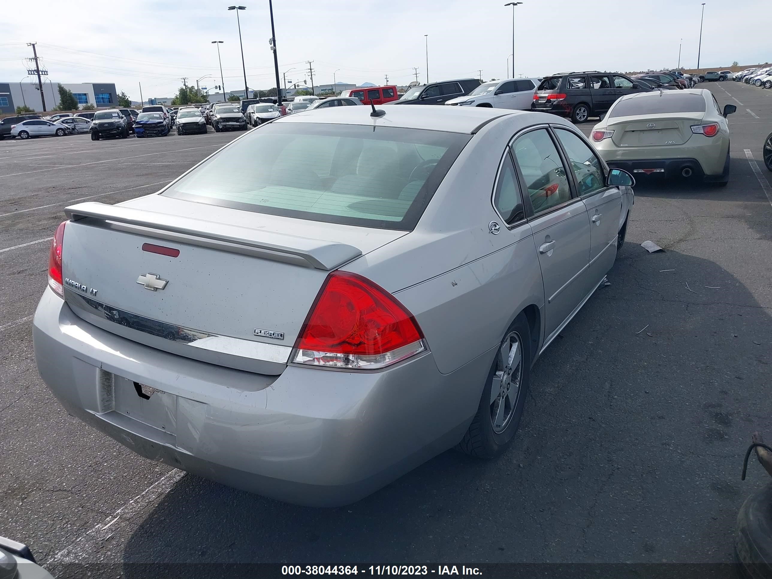 Photo 3 VIN: 2G1WT58K979201277 - CHEVROLET IMPALA 