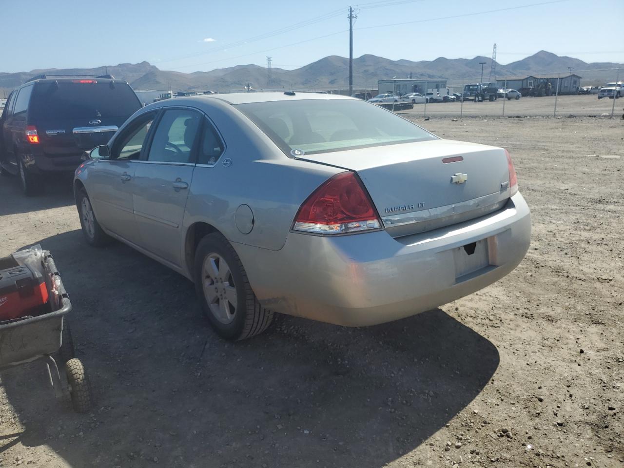 Photo 1 VIN: 2G1WT58K981321340 - CHEVROLET IMPALA 