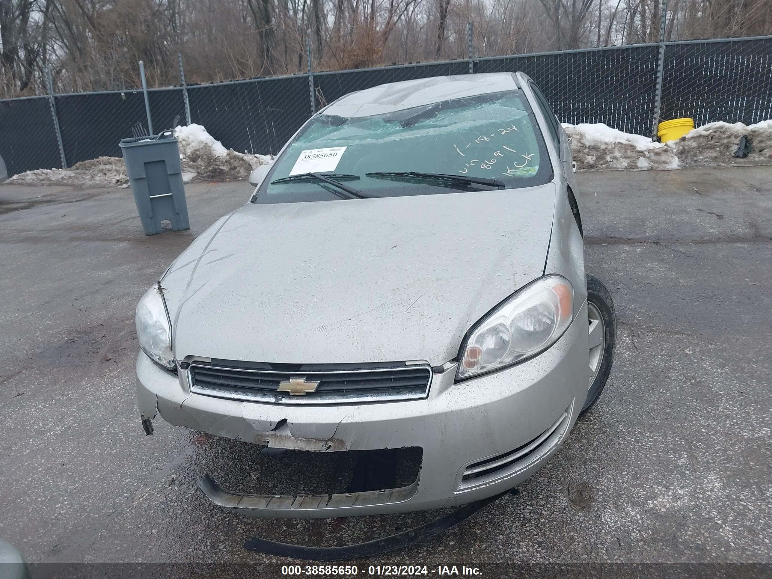 Photo 10 VIN: 2G1WT58K989228691 - CHEVROLET IMPALA 