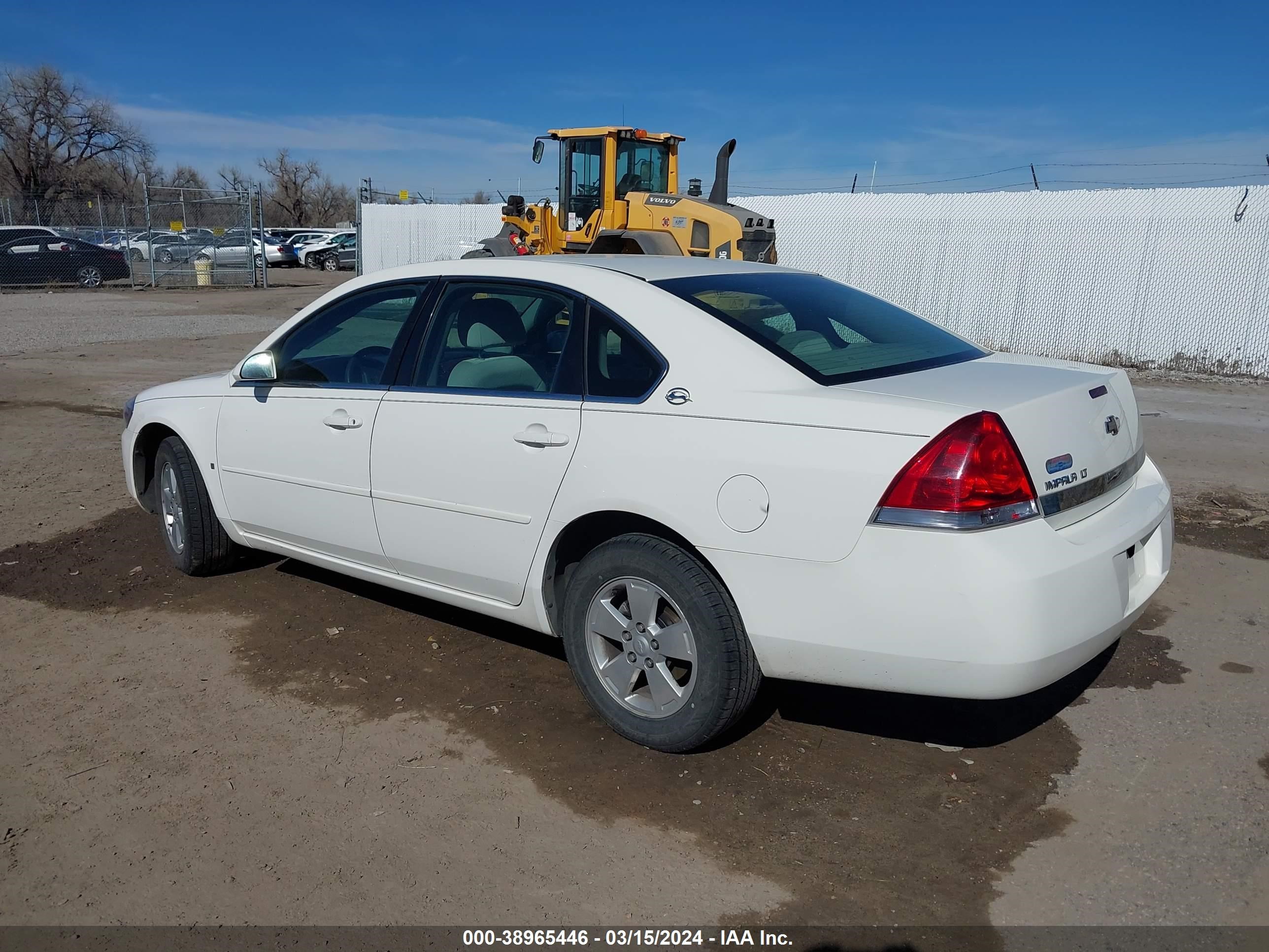 Photo 2 VIN: 2G1WT58N489104189 - CHEVROLET IMPALA 