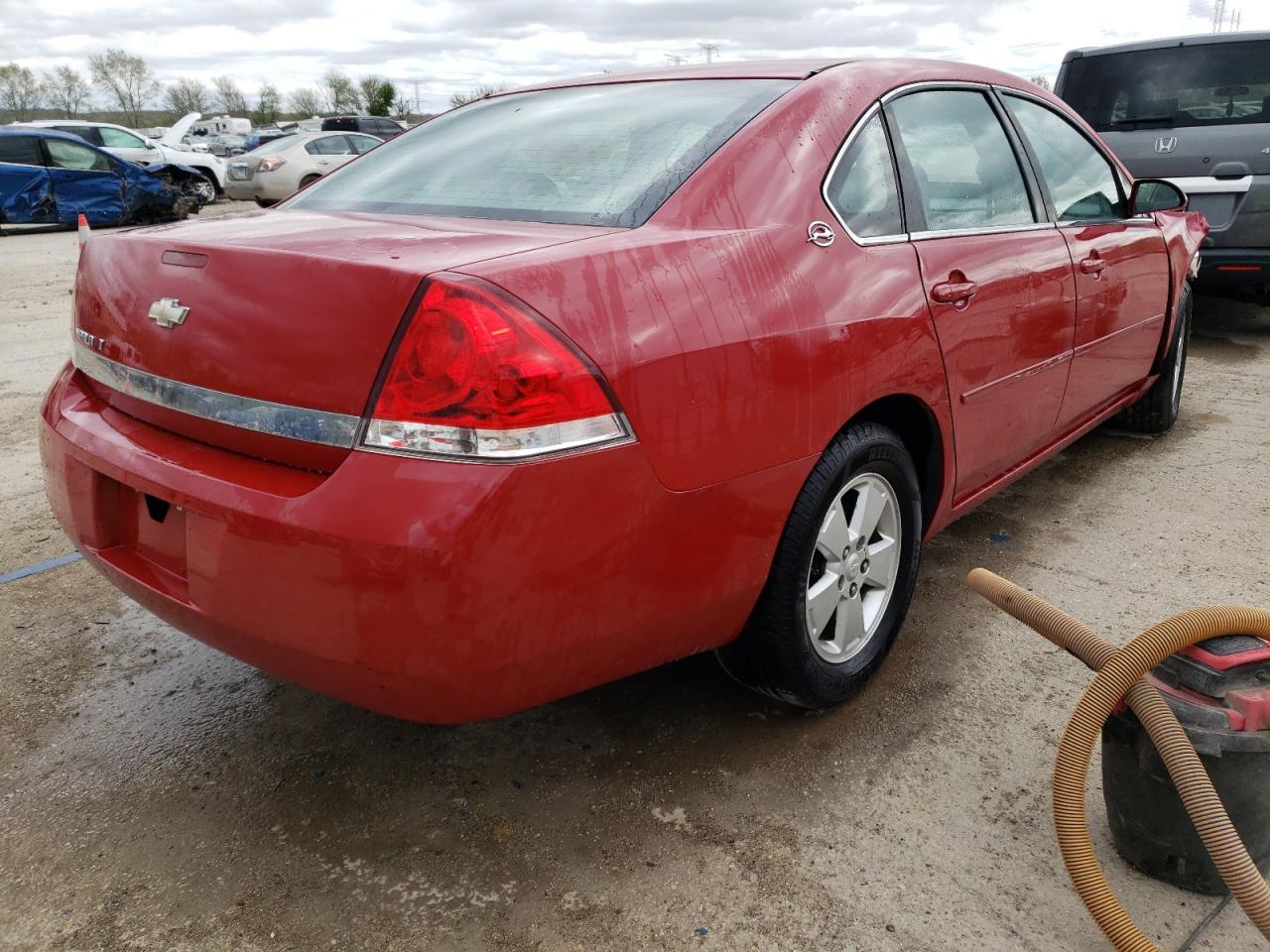 Photo 2 VIN: 2G1WT58N579392495 - CHEVROLET IMPALA 