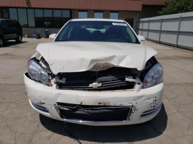 Photo 4 VIN: 2G1WT58NX81216123 - CHEVROLET IMPALA 