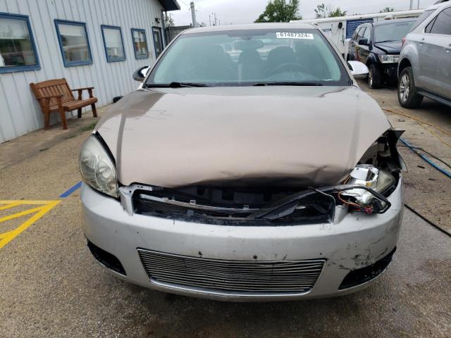 Photo 4 VIN: 2G1WU581269408399 - CHEVROLET IMPALA 