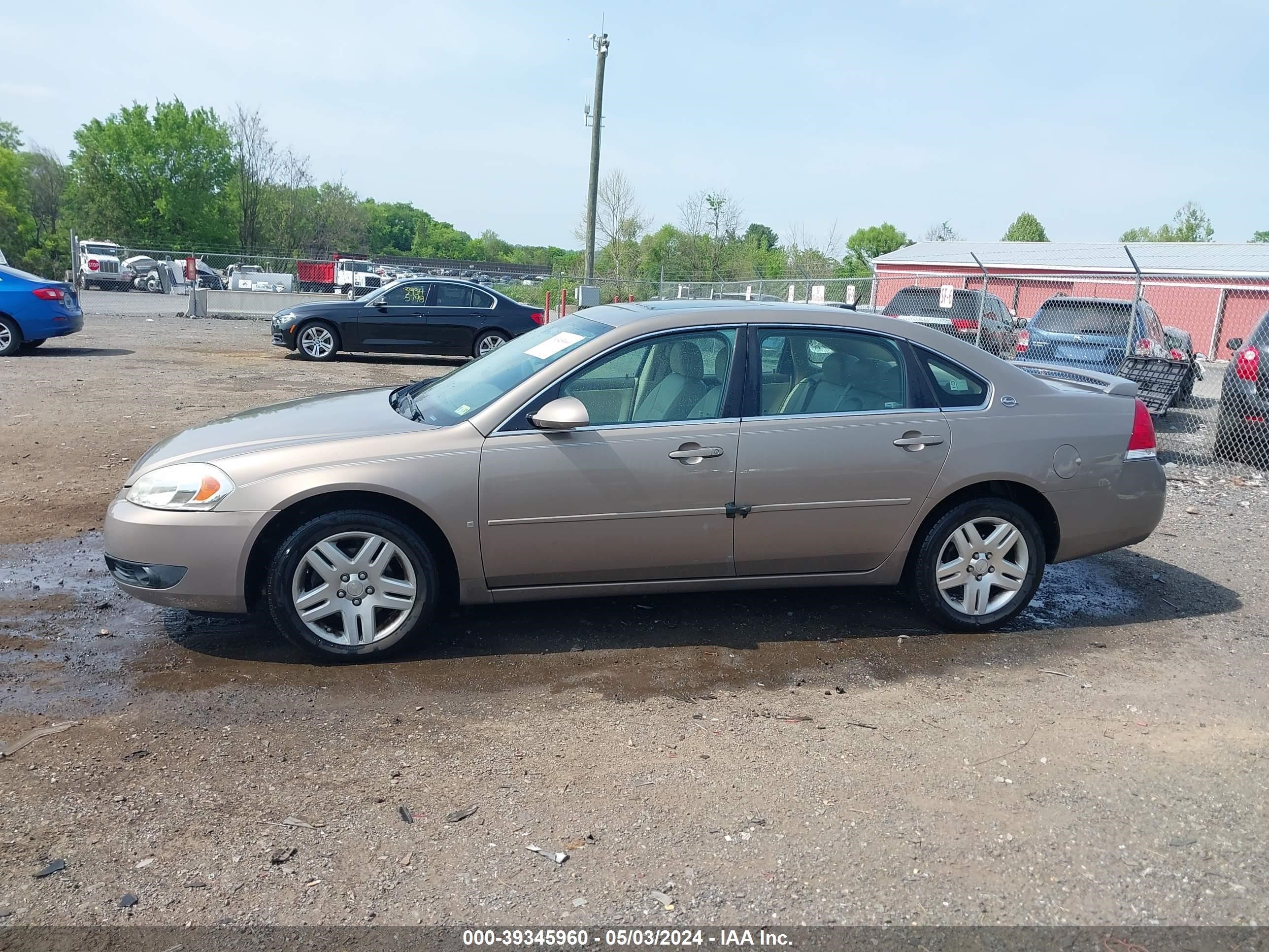 Photo 13 VIN: 2G1WU581769273193 - CHEVROLET IMPALA 