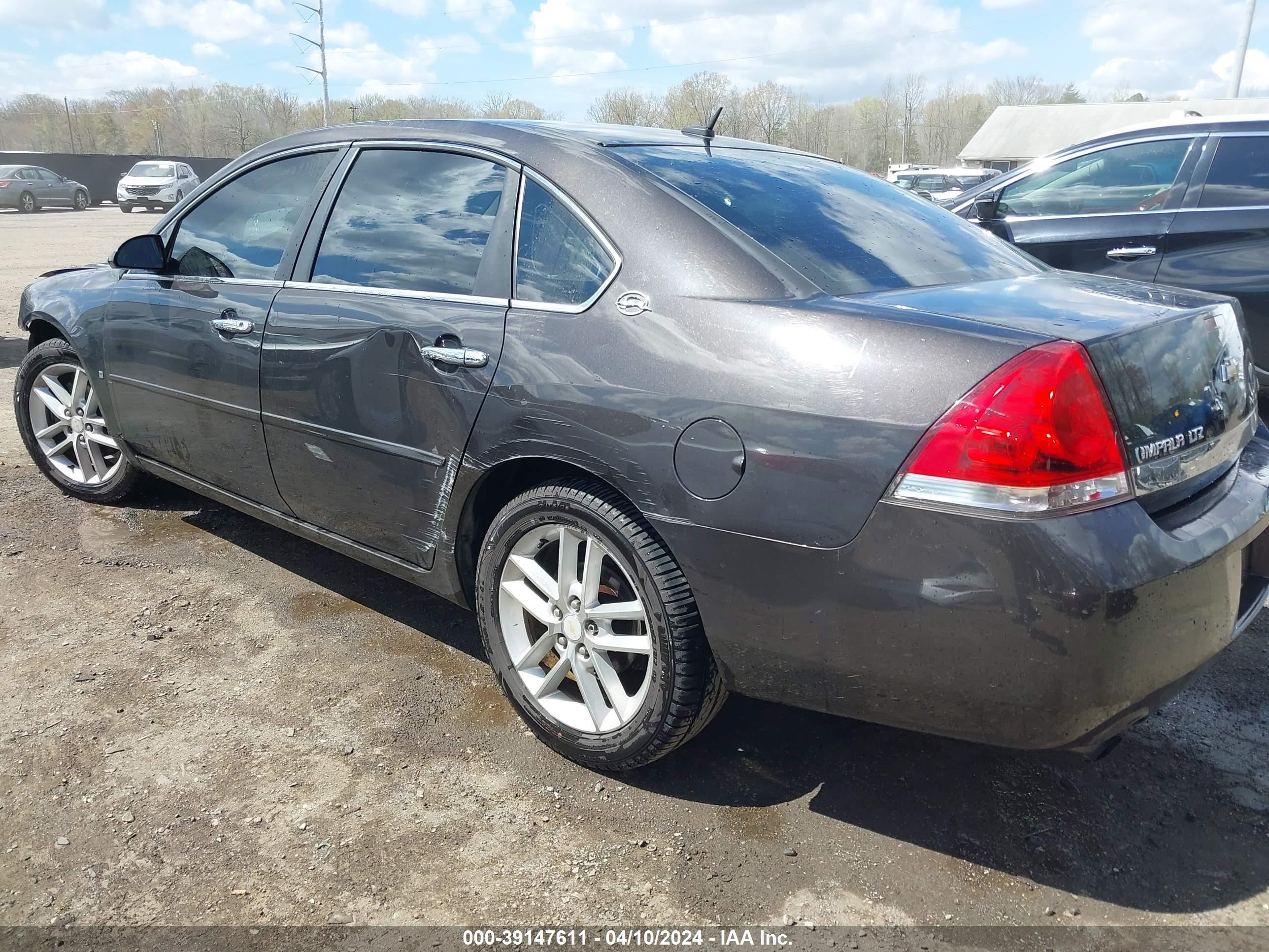 Photo 2 VIN: 2G1WU583189158979 - CHEVROLET IMPALA 