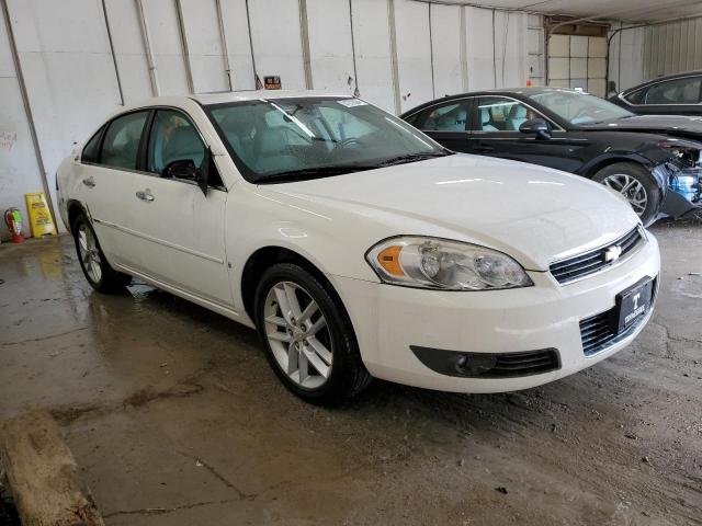 Photo 3 VIN: 2G1WU583689263730 - CHEVROLET IMPALA 