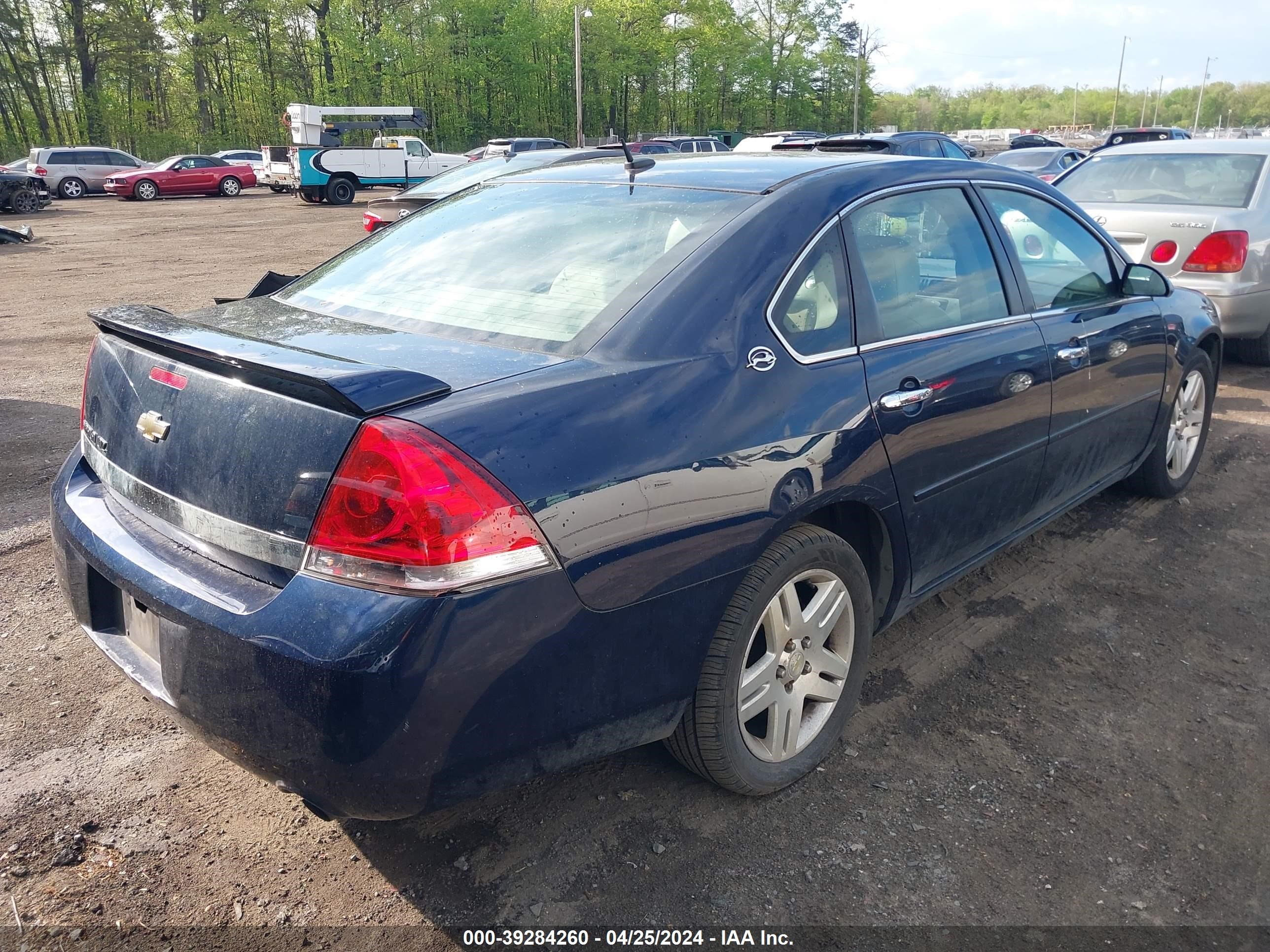 Photo 3 VIN: 2G1WU58R479313060 - CHEVROLET IMPALA 