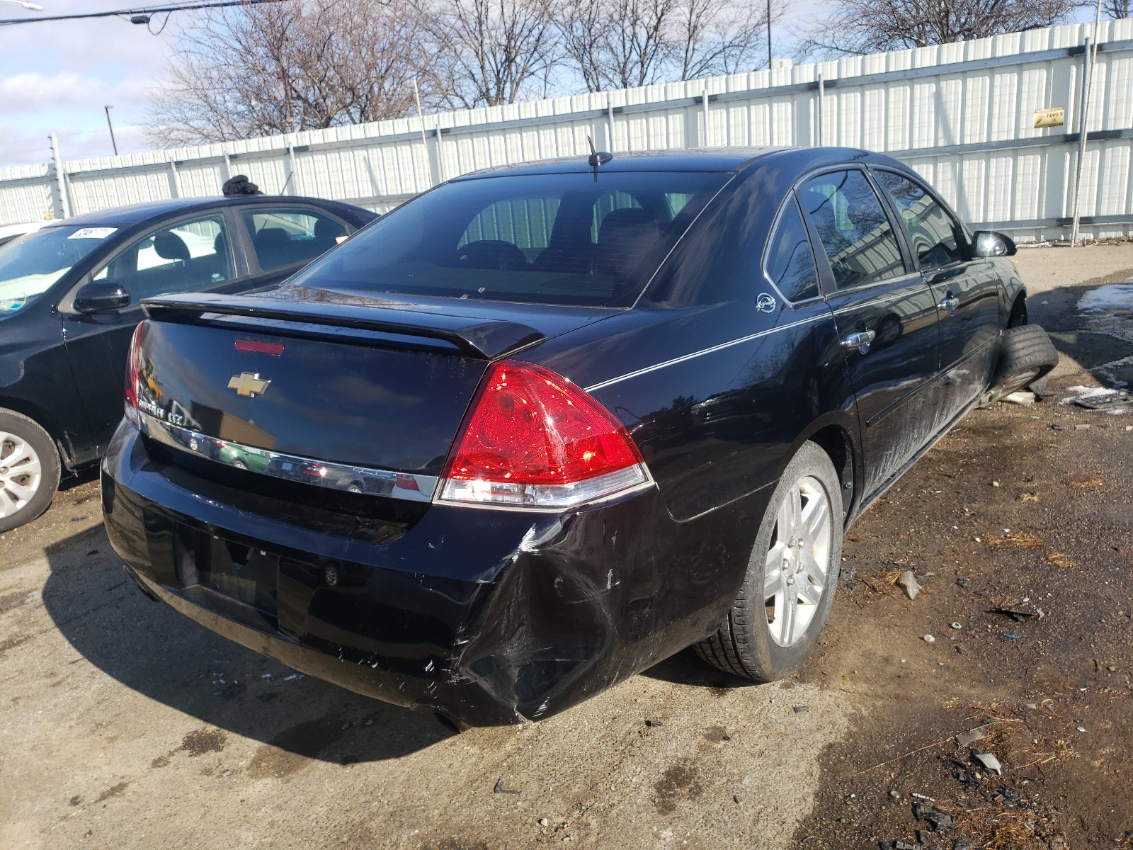 Photo 3 VIN: 2G1WU58R879321744 - CHEVROLET IMPALA LTZ 