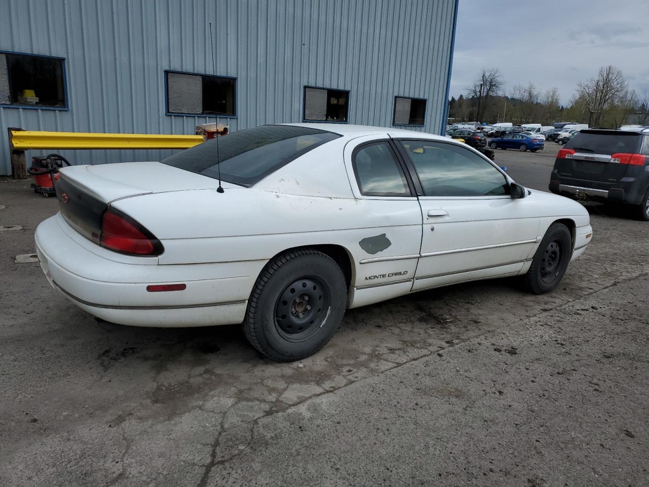 Photo 2 VIN: 2G1WX12K7X9151002 - CHEVROLET MONTE CARLO 