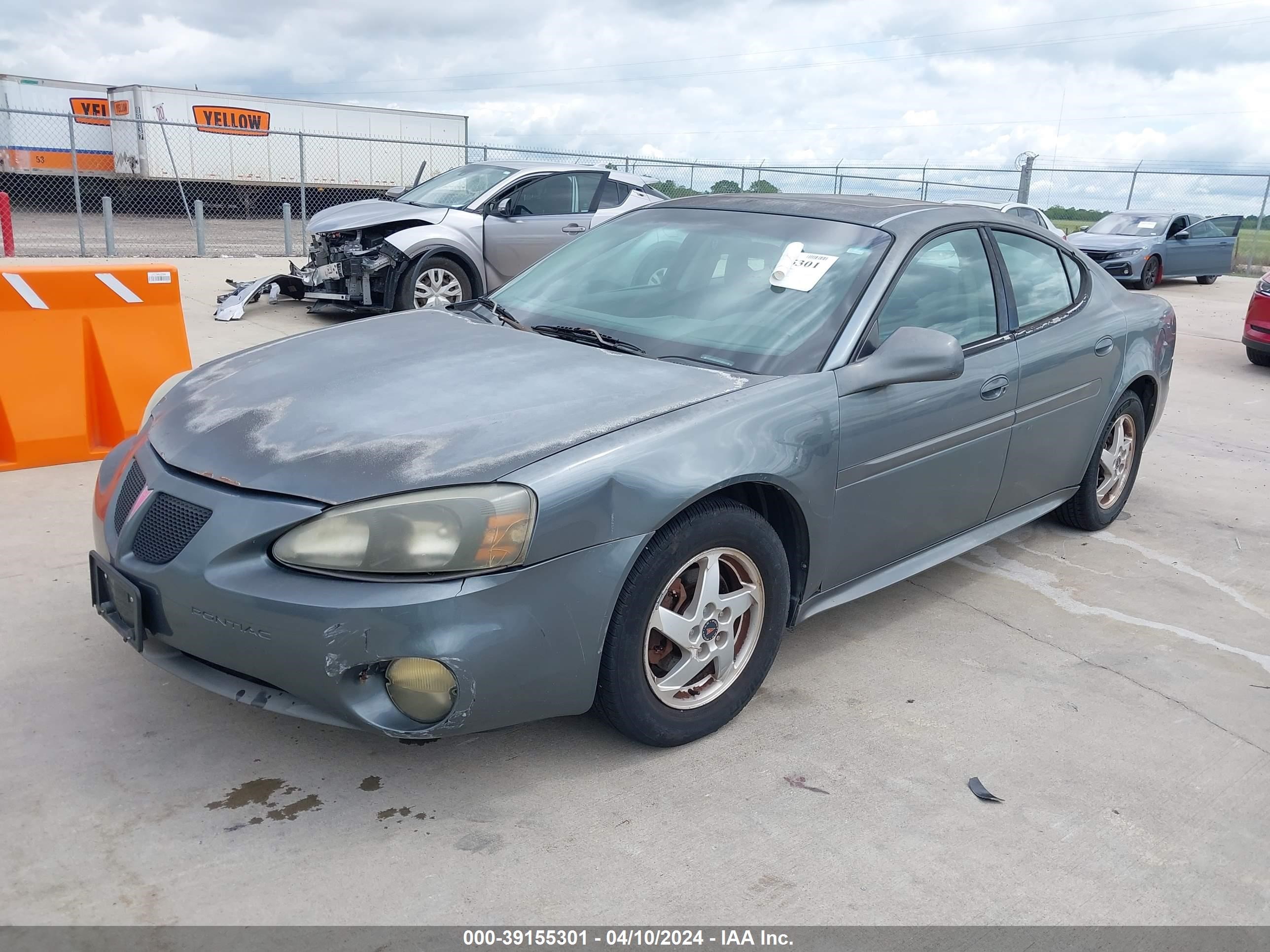 Photo 1 VIN: 2G24S522241262312 - PONTIAC GRAND PRIX 