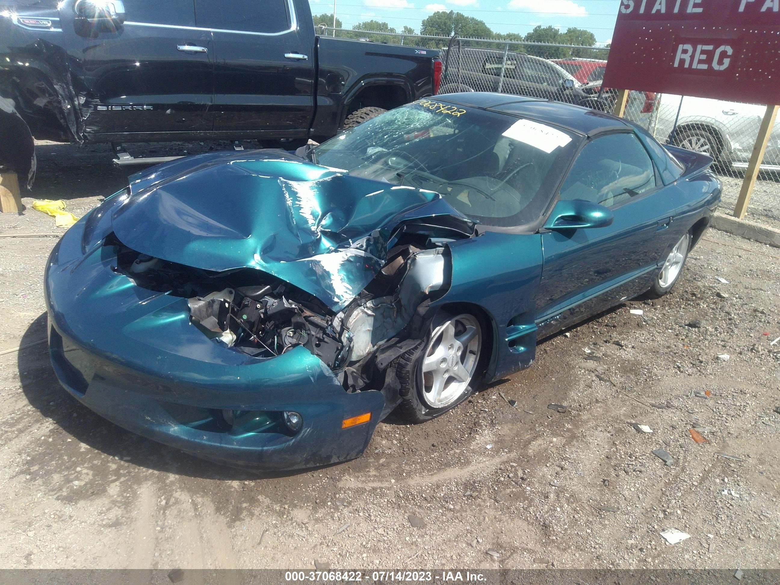 Photo 1 VIN: 2G2FS22K1W2208866 - PONTIAC FIREBIRD 