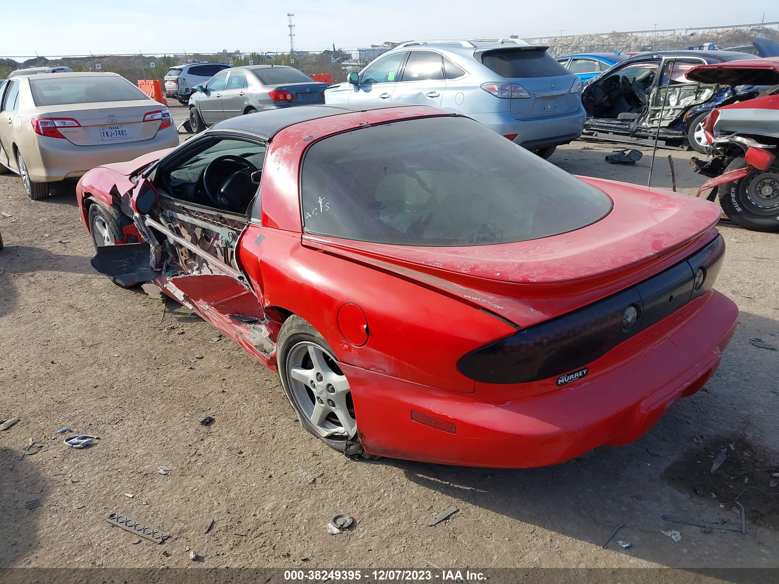 Photo 2 VIN: 2G2FS22K2Y2137454 - PONTIAC FIREBIRD 