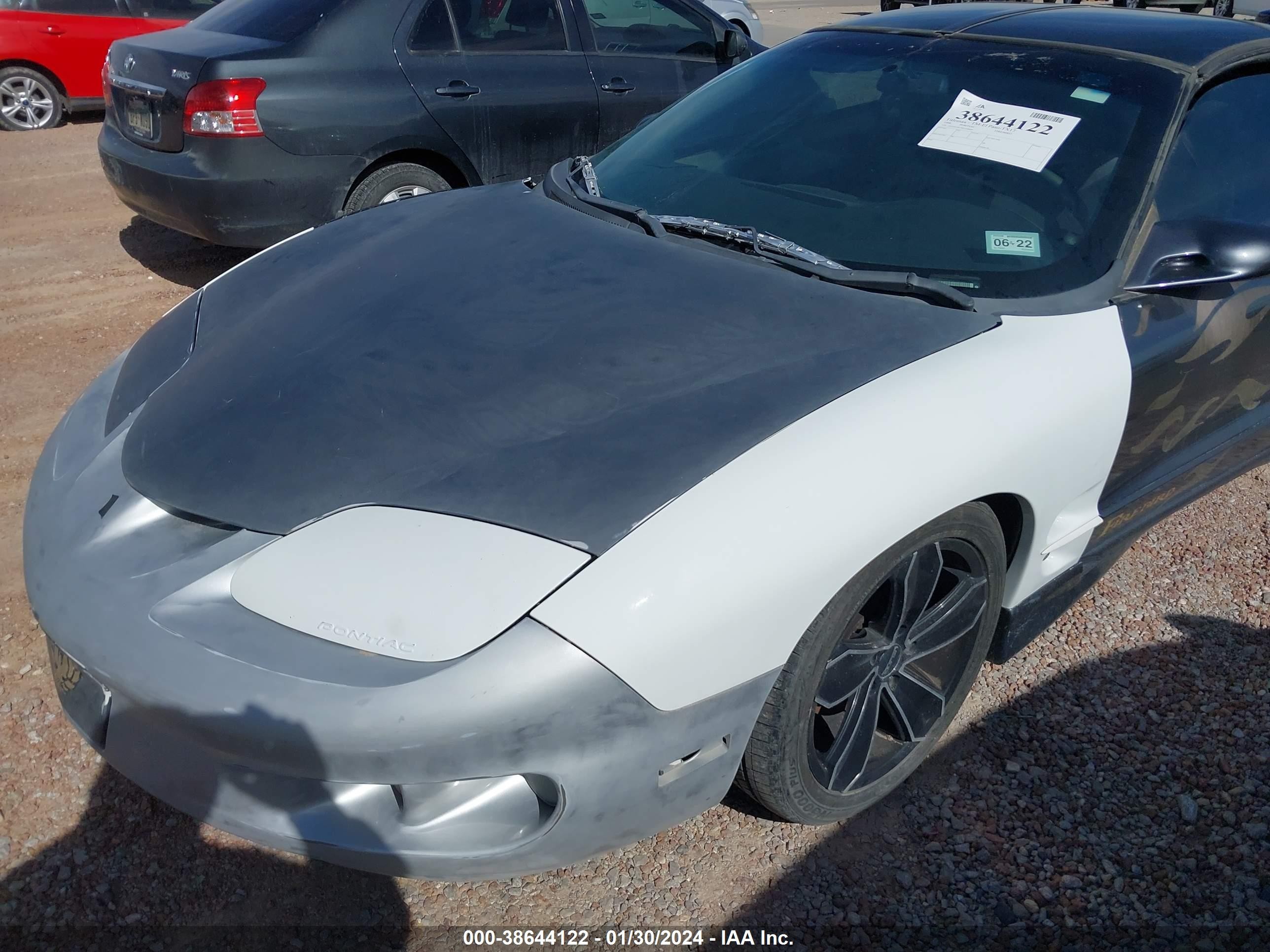 Photo 5 VIN: 2G2FS22K3W2228004 - PONTIAC FIREBIRD 