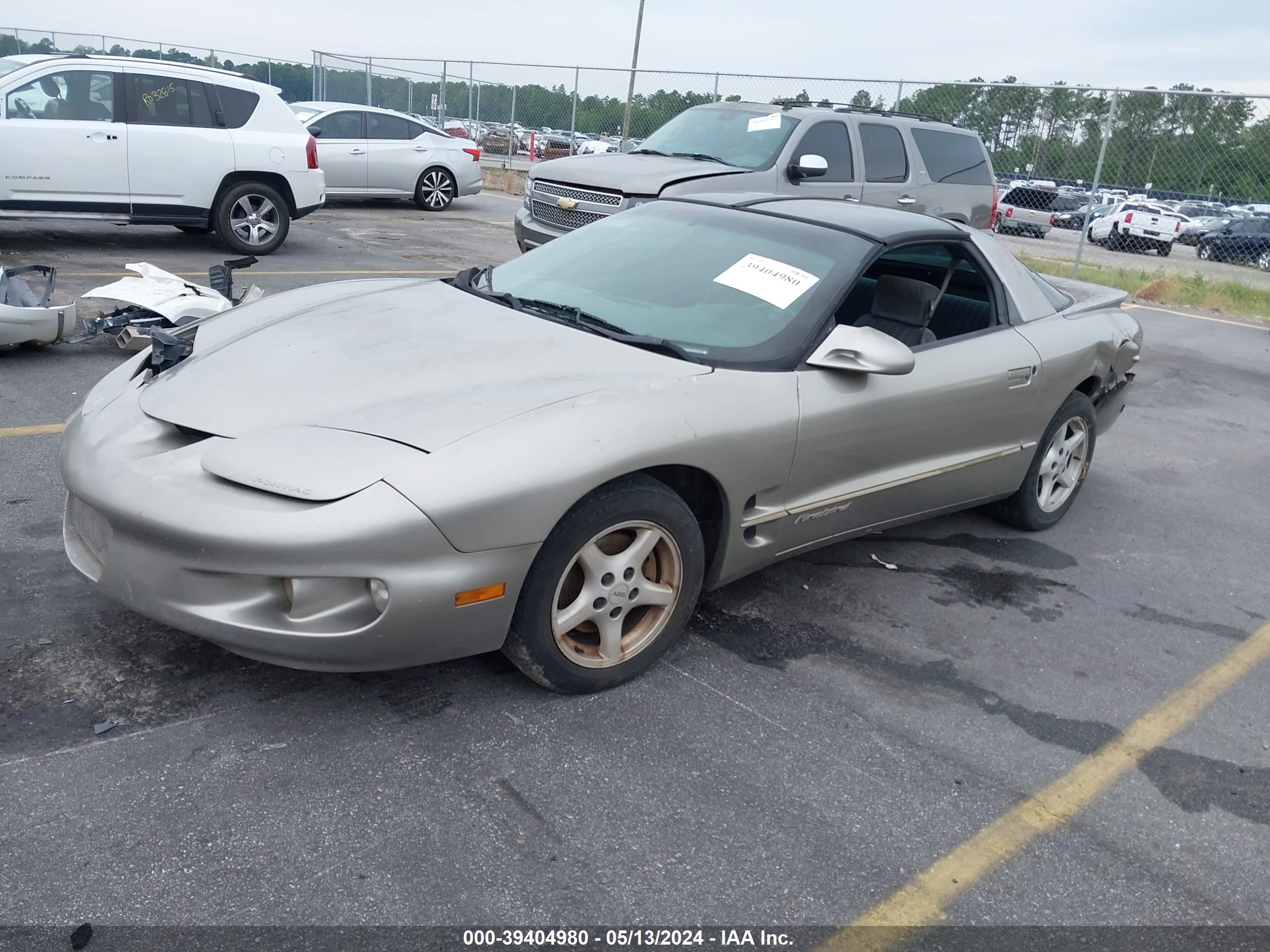 Photo 1 VIN: 2G2FS22K3X2219210 - PONTIAC FIREBIRD 