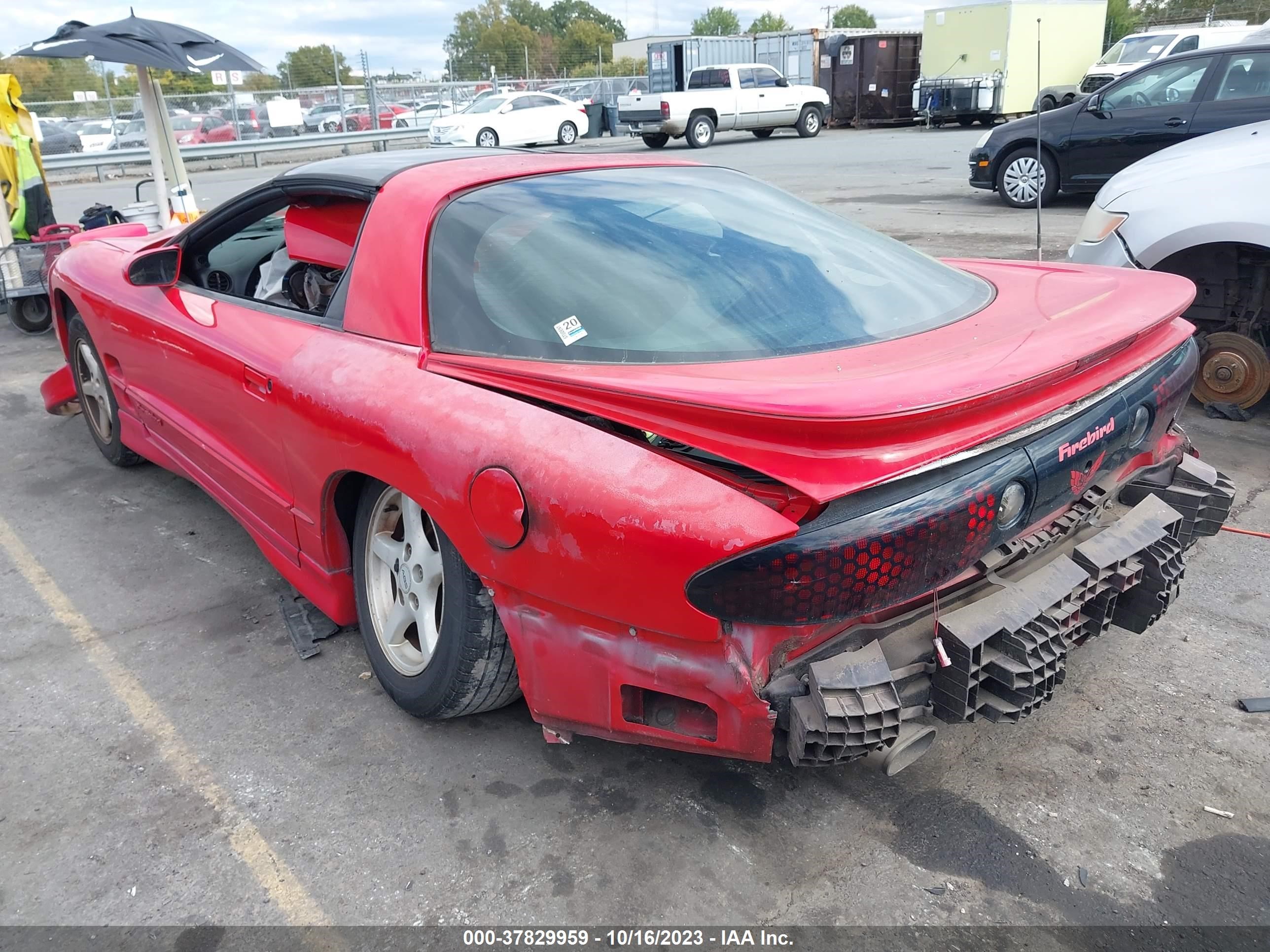 Photo 2 VIN: 2G2FS22K422156983 - PONTIAC FIREBIRD 