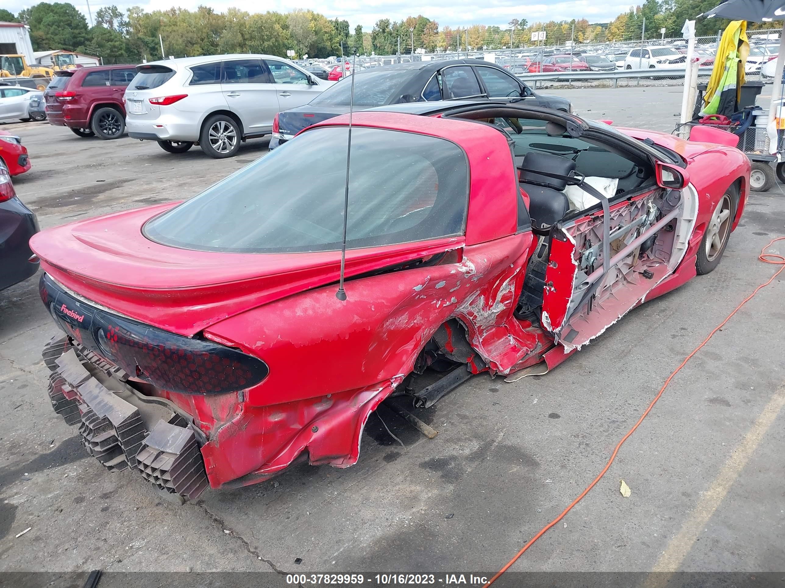 Photo 3 VIN: 2G2FS22K422156983 - PONTIAC FIREBIRD 