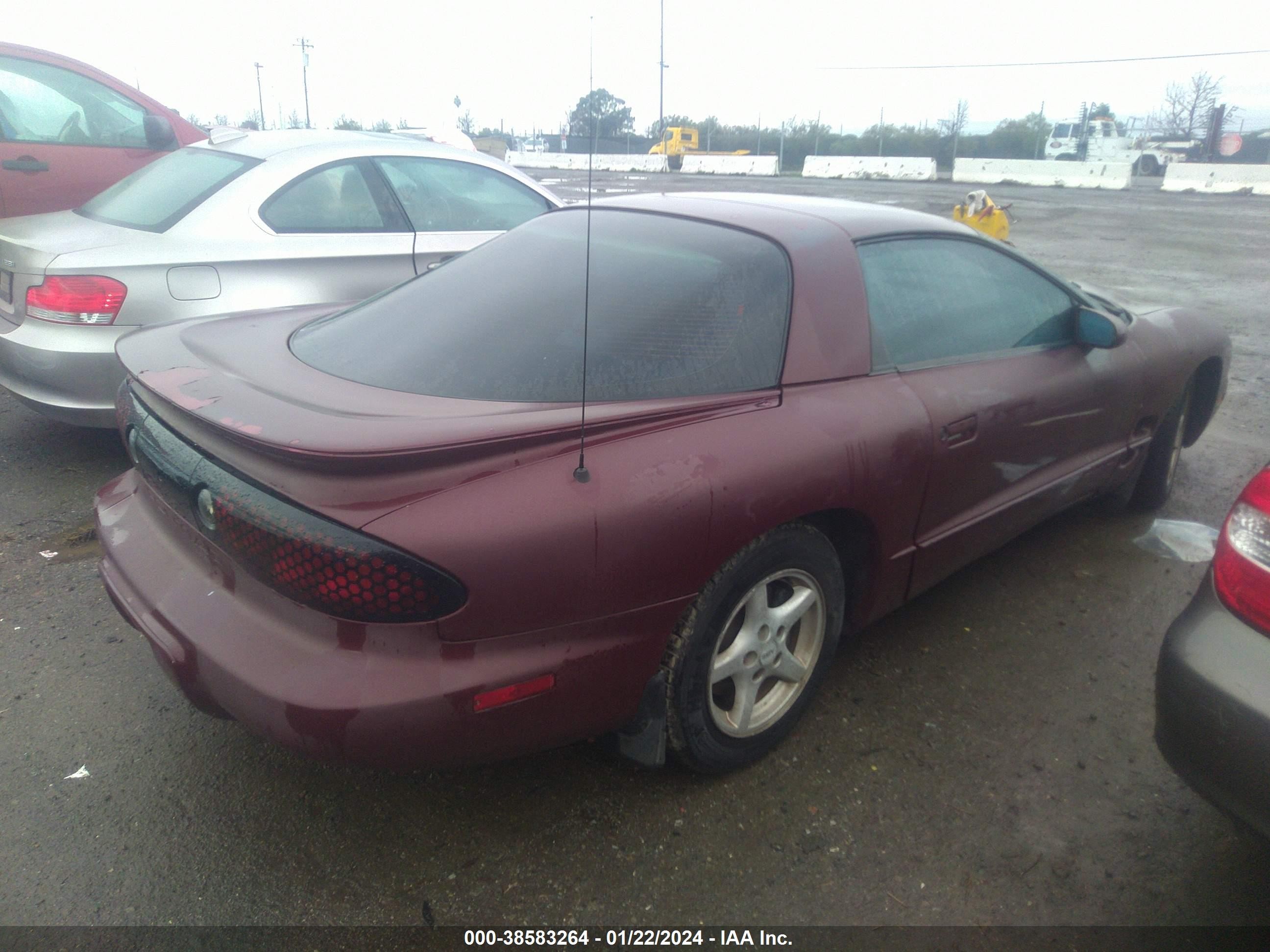 Photo 3 VIN: 2G2FS22K6Y2133553 - PONTIAC FIREBIRD 