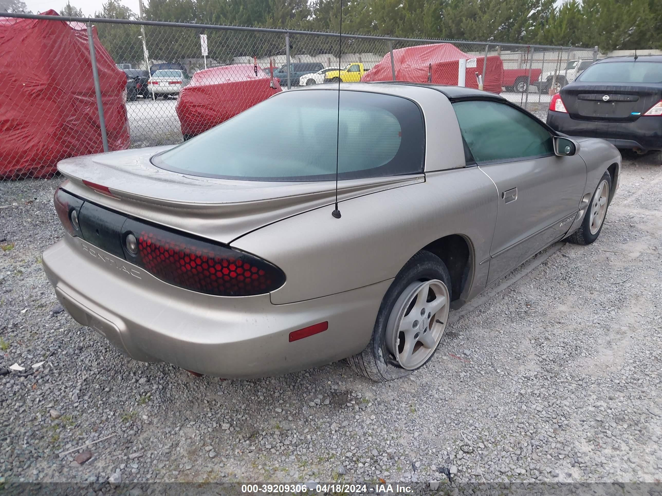 Photo 4 VIN: 2G2FS22KXX2206969 - PONTIAC FIREBIRD 