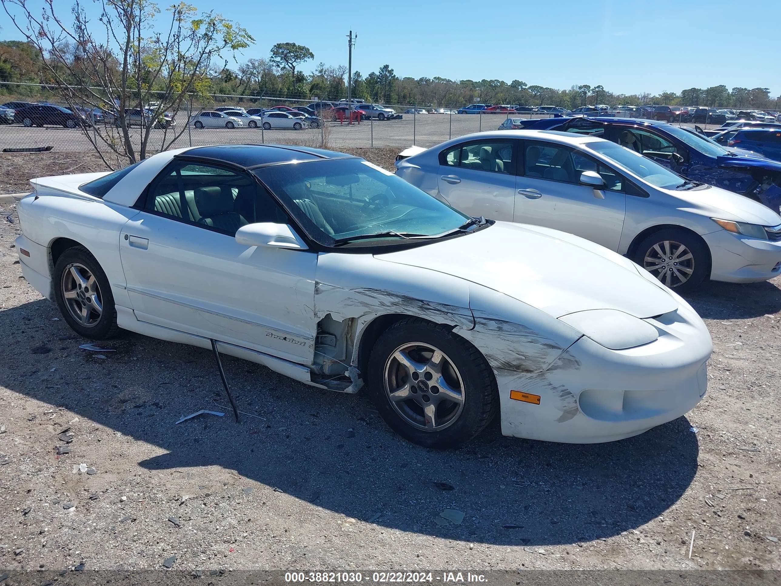 Photo 0 VIN: 2G2FS22KXY2101947 - PONTIAC FIREBIRD 