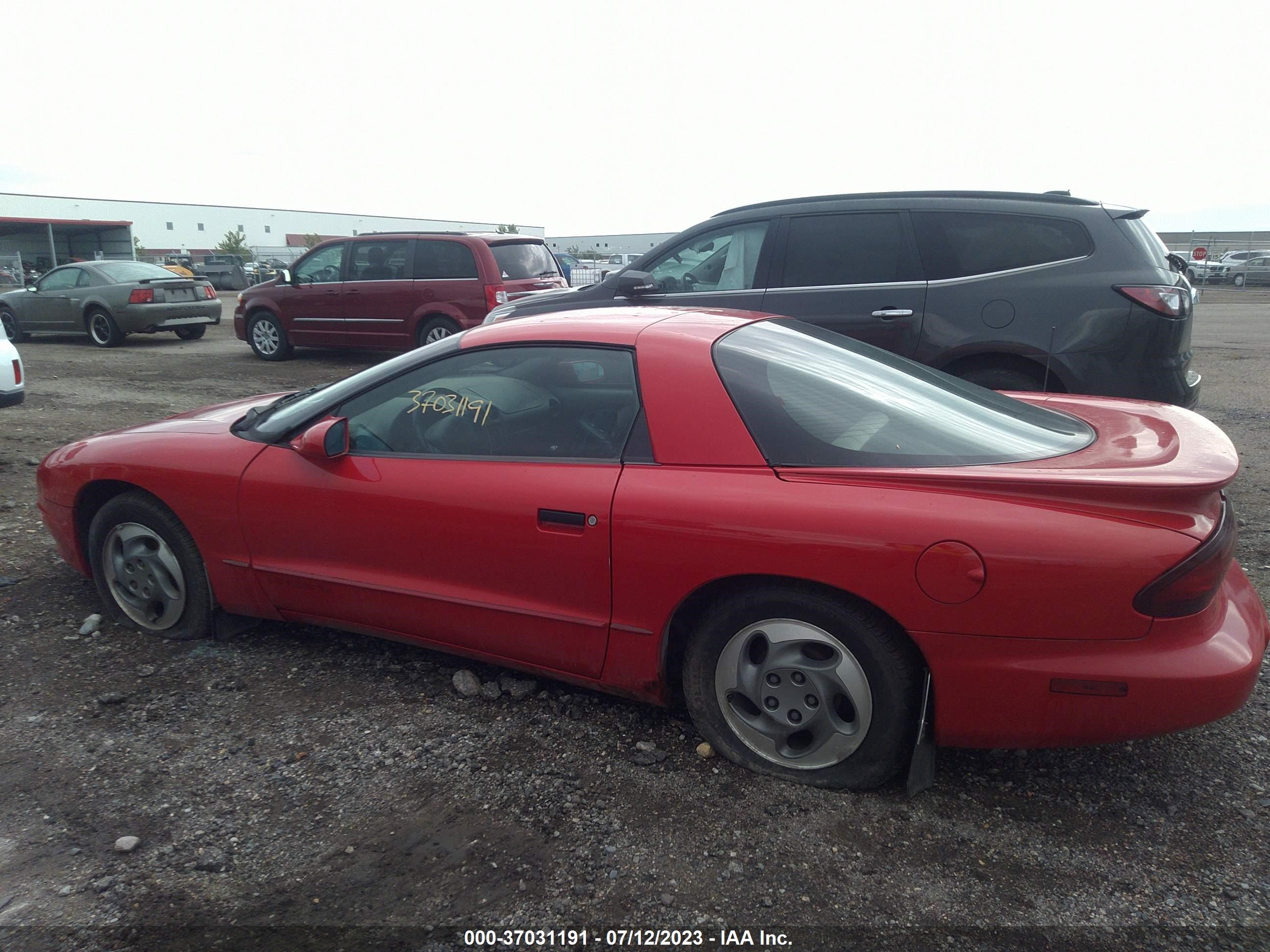 Photo 5 VIN: 2G2FS22S0S2232330 - PONTIAC FIREBIRD 