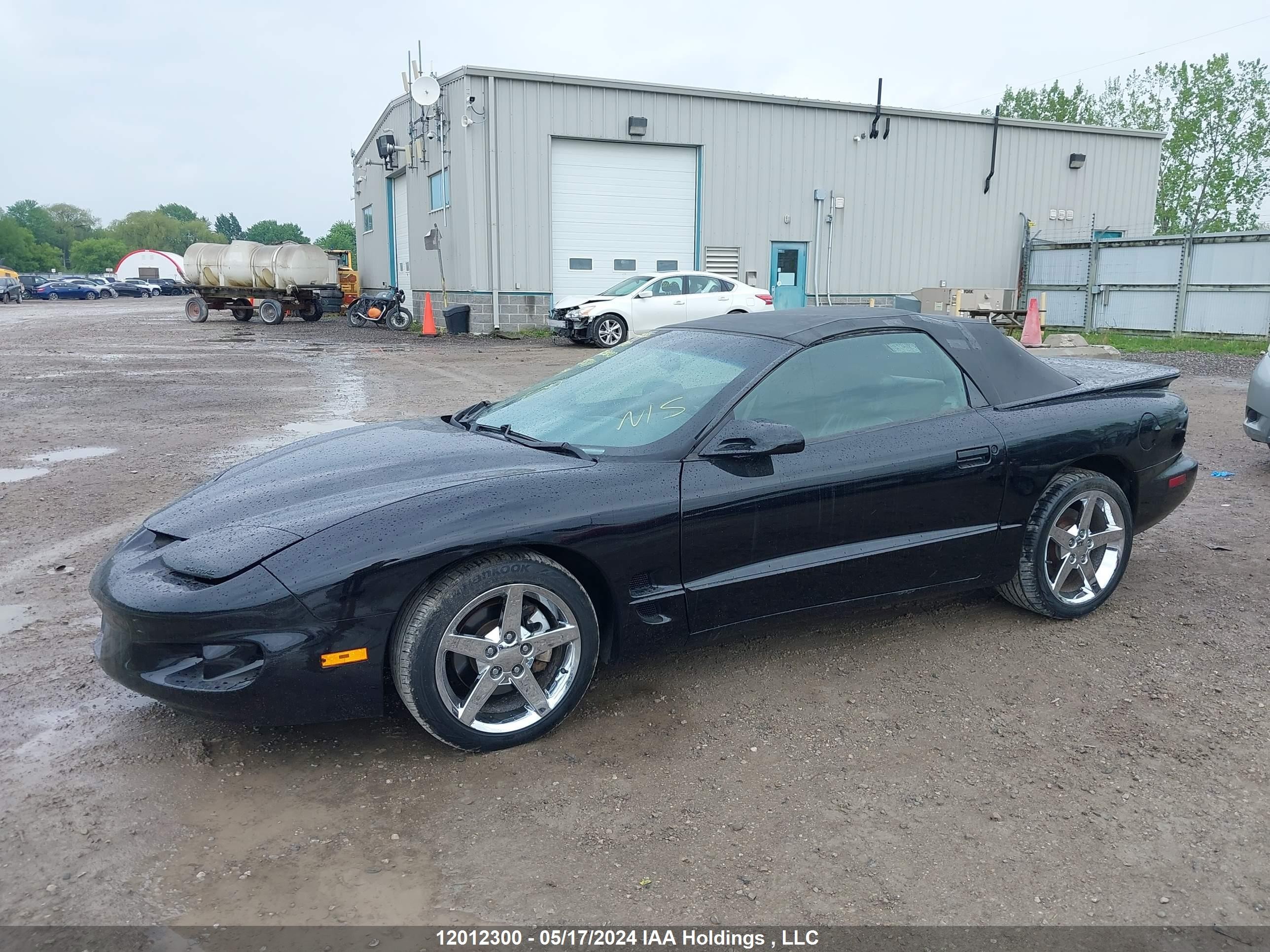 Photo 5 VIN: 2G2FS32K3X2231511 - PONTIAC FIREBIRD 