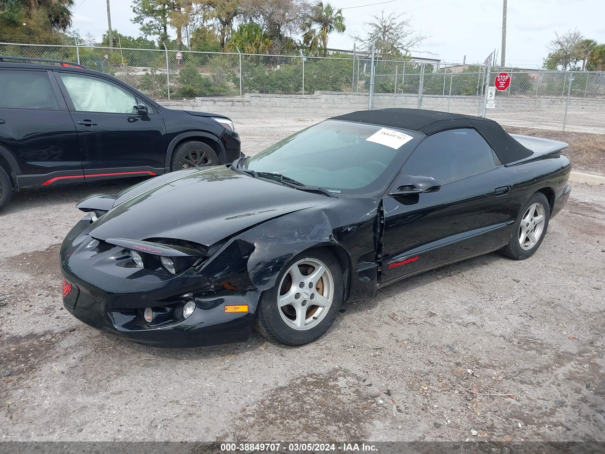 Photo 1 VIN: 2G2FS32K6W2230125 - PONTIAC FIREBIRD 