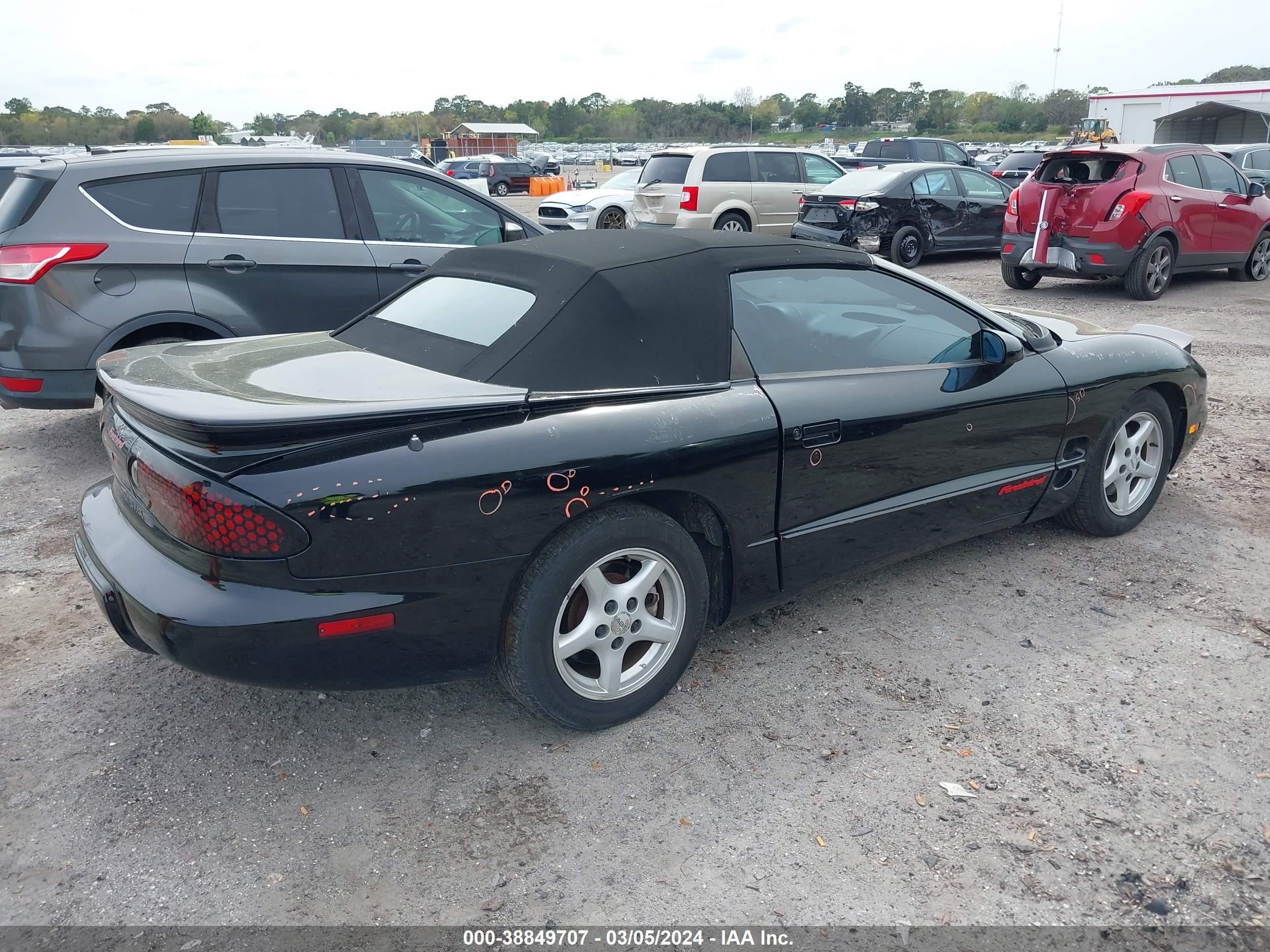 Photo 3 VIN: 2G2FS32K6W2230125 - PONTIAC FIREBIRD 