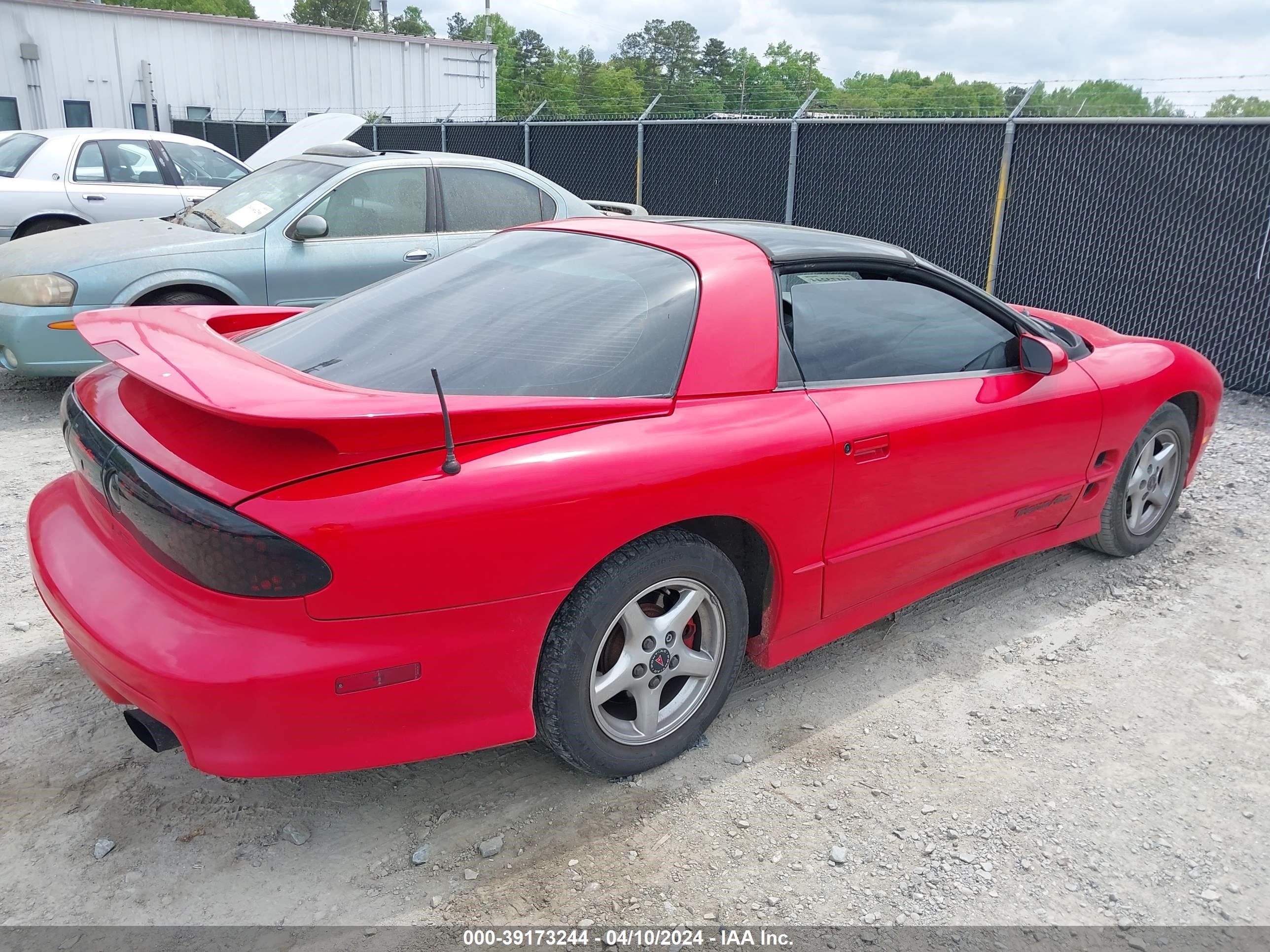 Photo 3 VIN: 2G2FV22G0X2232435 - PONTIAC FIREBIRD 