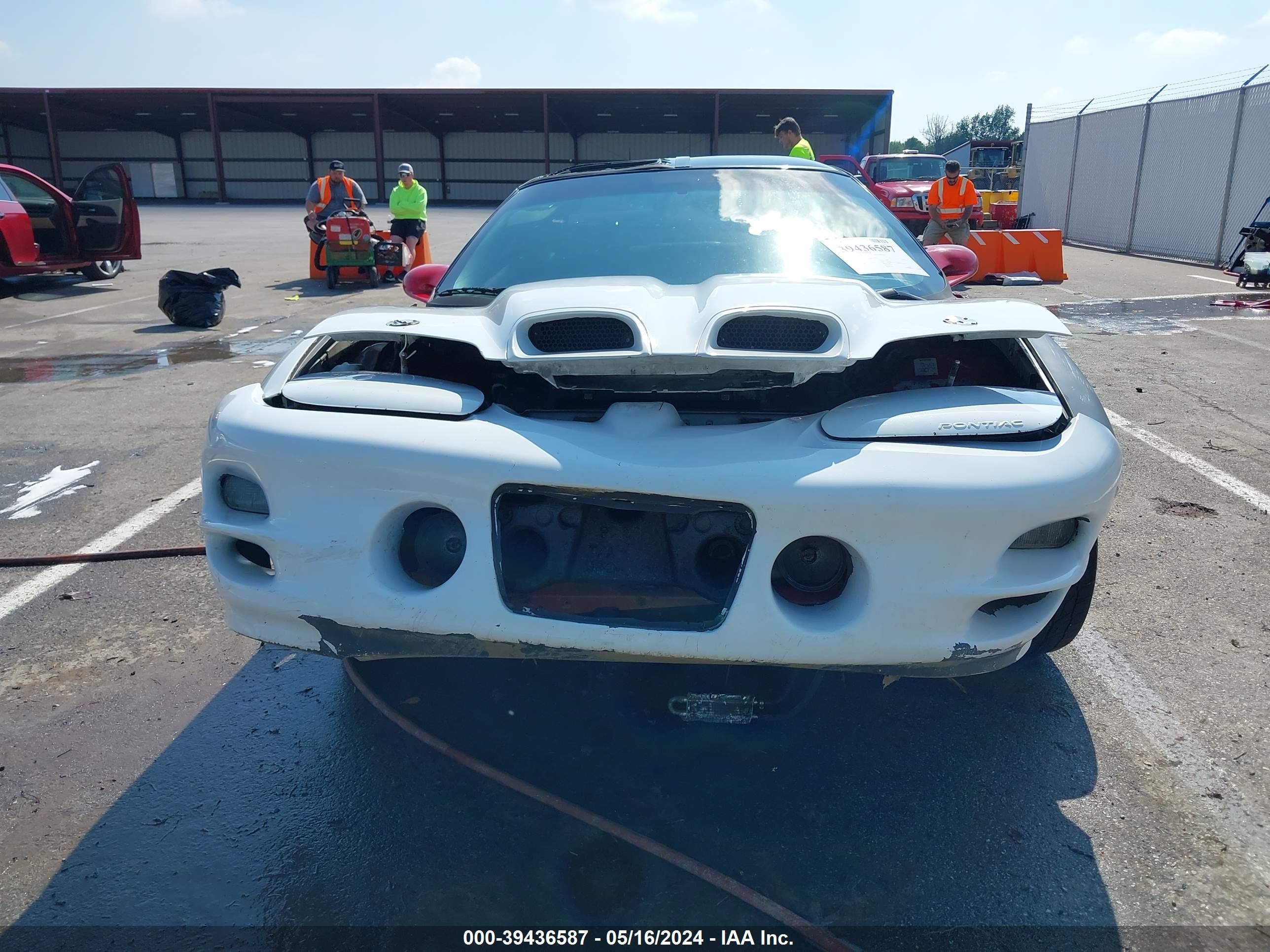 Photo 11 VIN: 2G2FV22G322107177 - PONTIAC FIREBIRD 