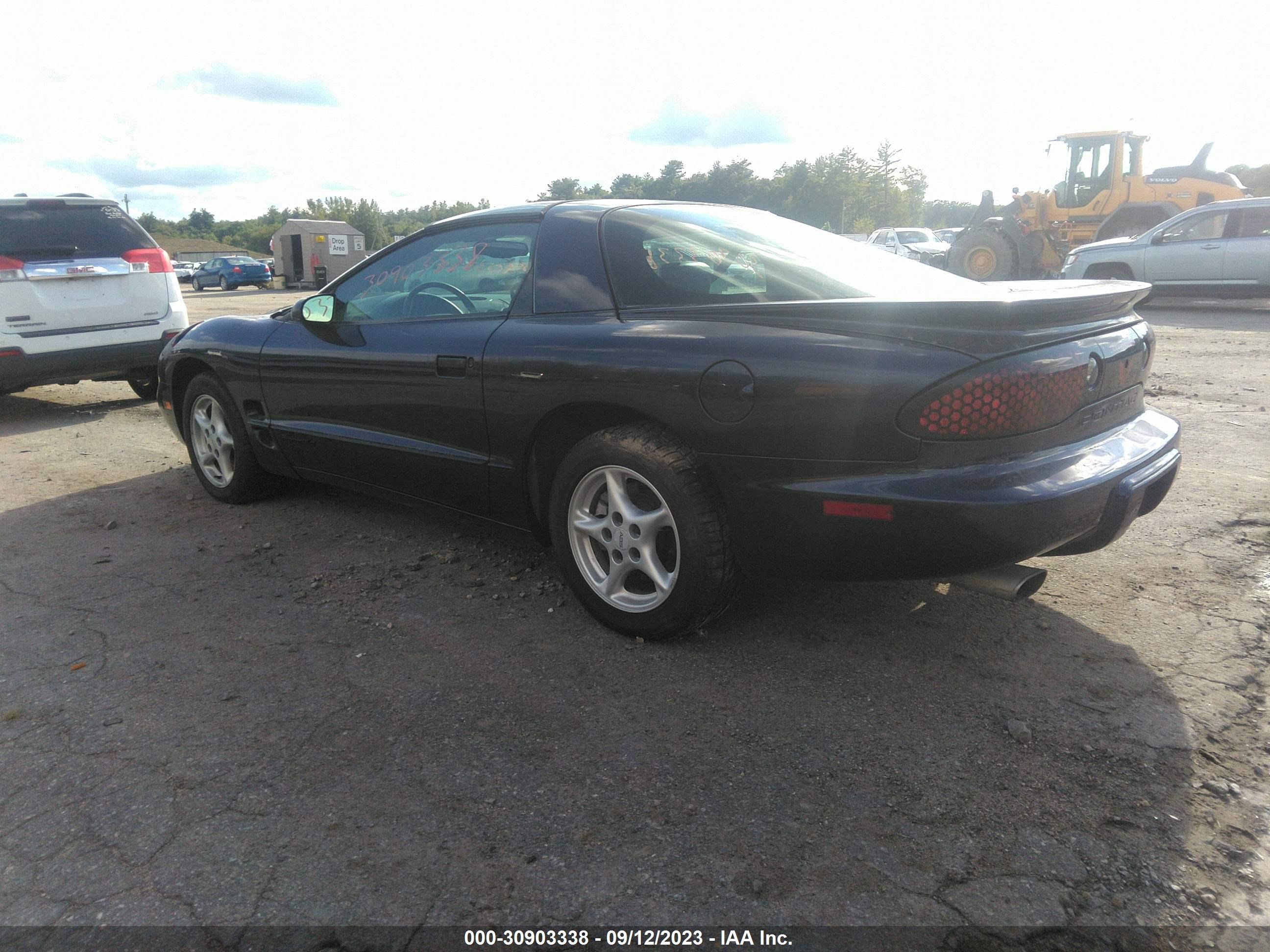 Photo 2 VIN: 2G2FV22G5X2232785 - PONTIAC FIREBIRD 