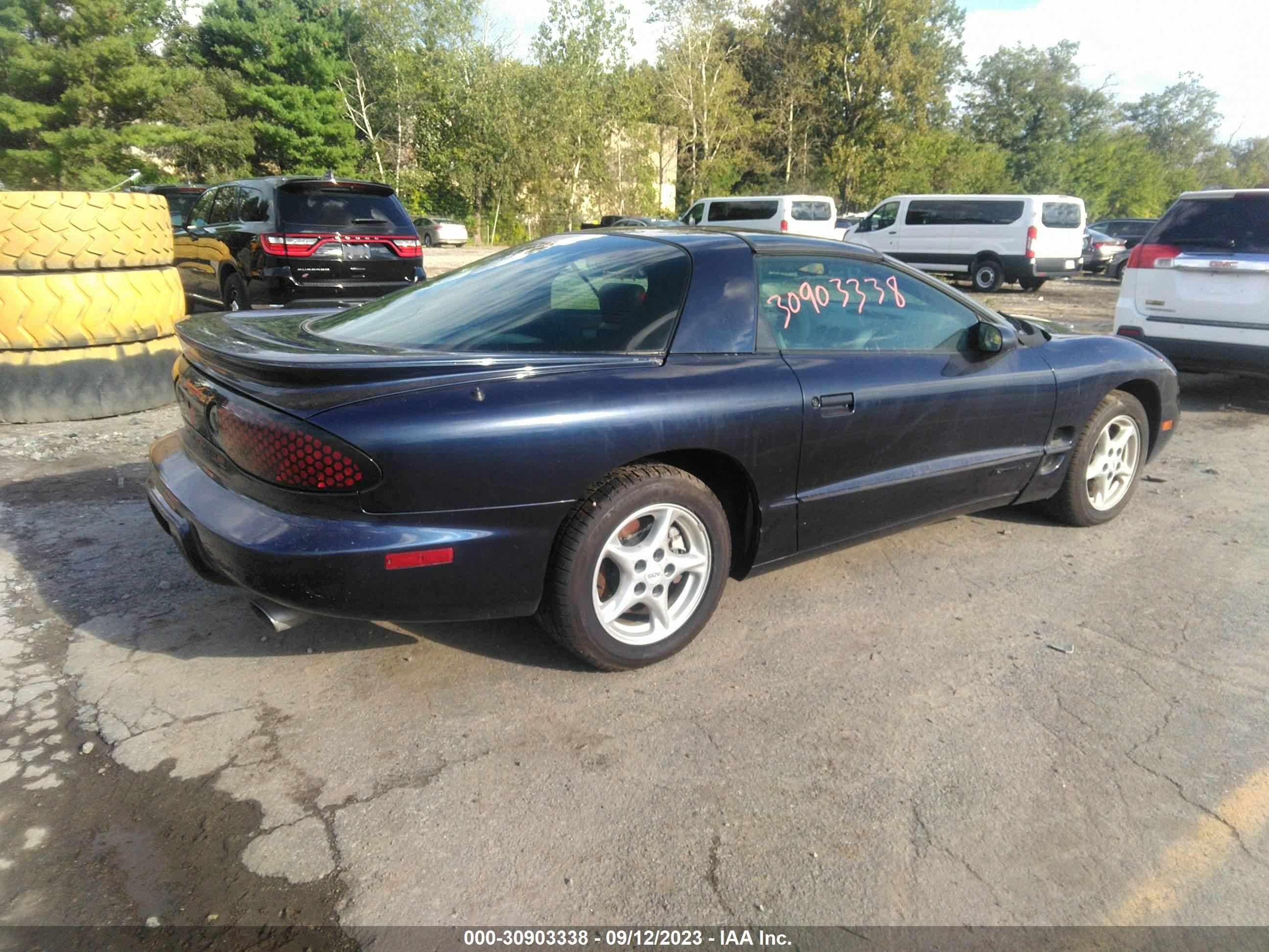 Photo 3 VIN: 2G2FV22G5X2232785 - PONTIAC FIREBIRD 