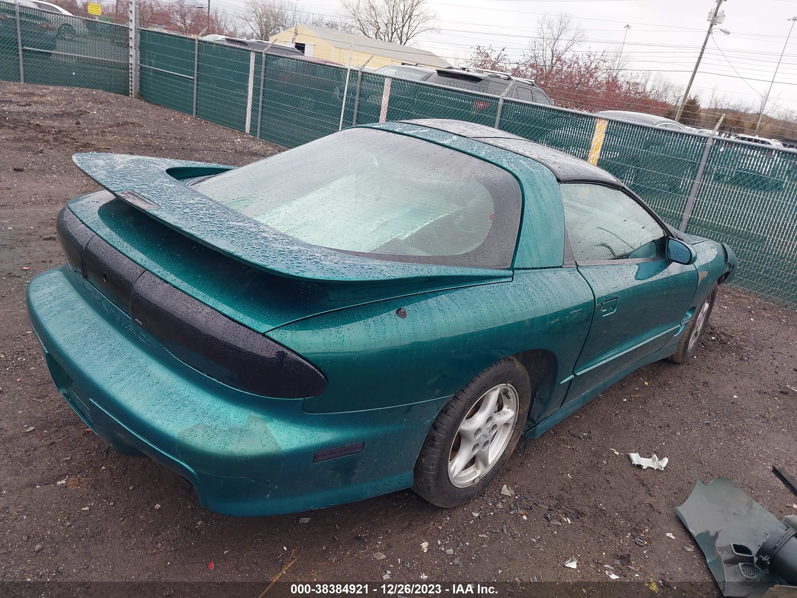 Photo 3 VIN: 2G2FV22G8W2220080 - PONTIAC FIREBIRD 