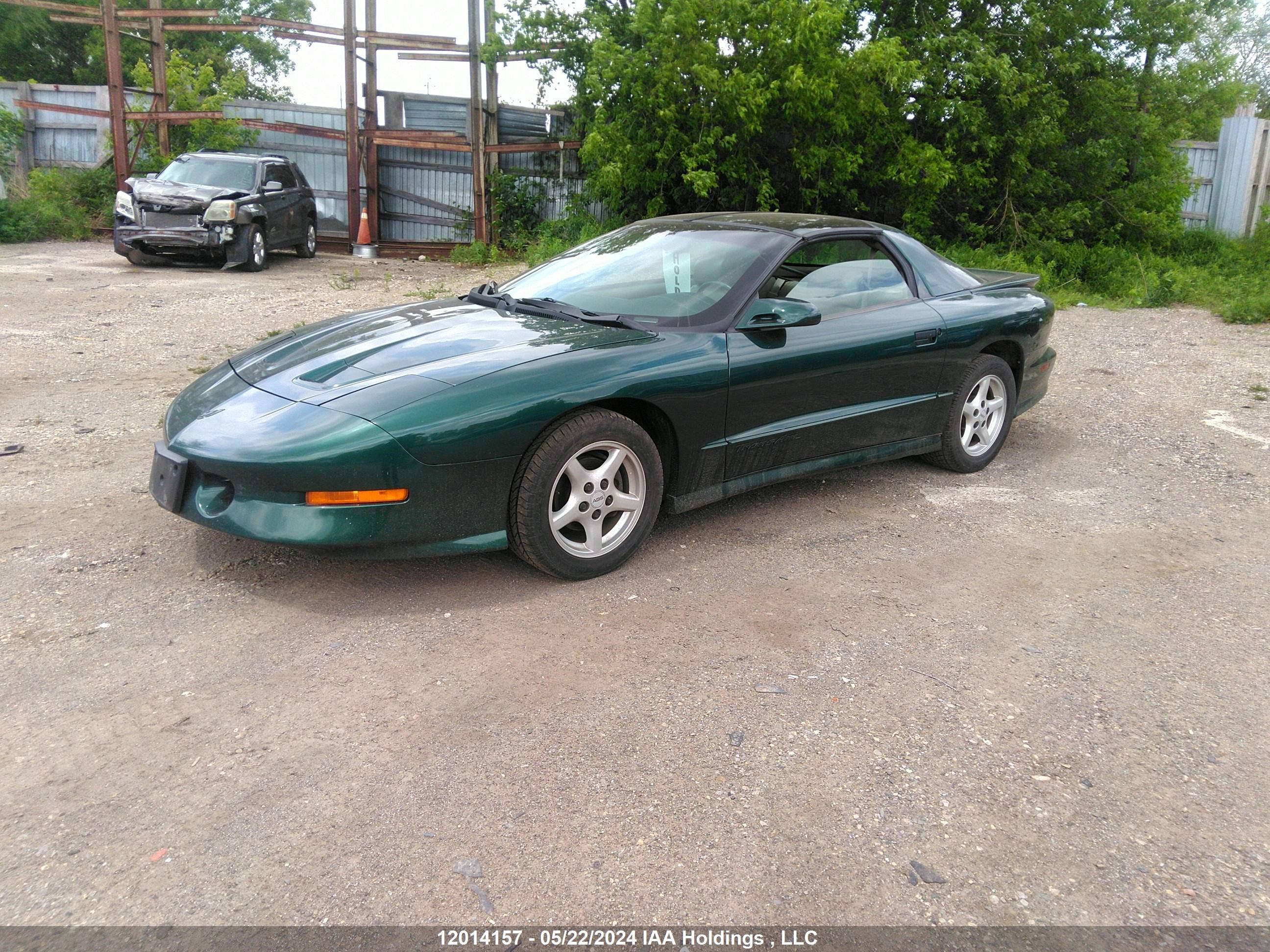 Photo 1 VIN: 2G2FV22P2T2227943 - PONTIAC FIREBIRD 