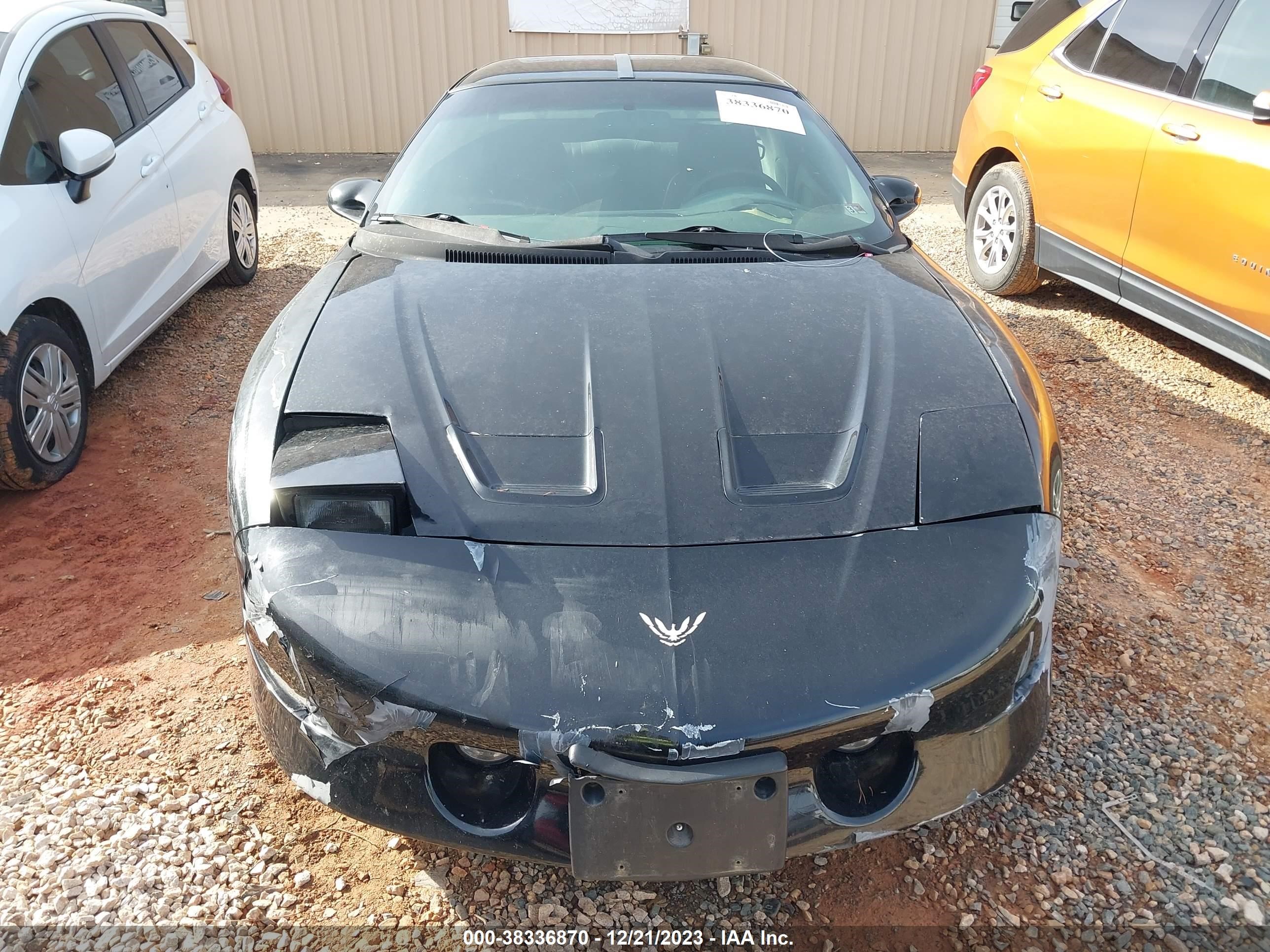 Photo 11 VIN: 2G2FV22P2V2224222 - PONTIAC FIREBIRD 