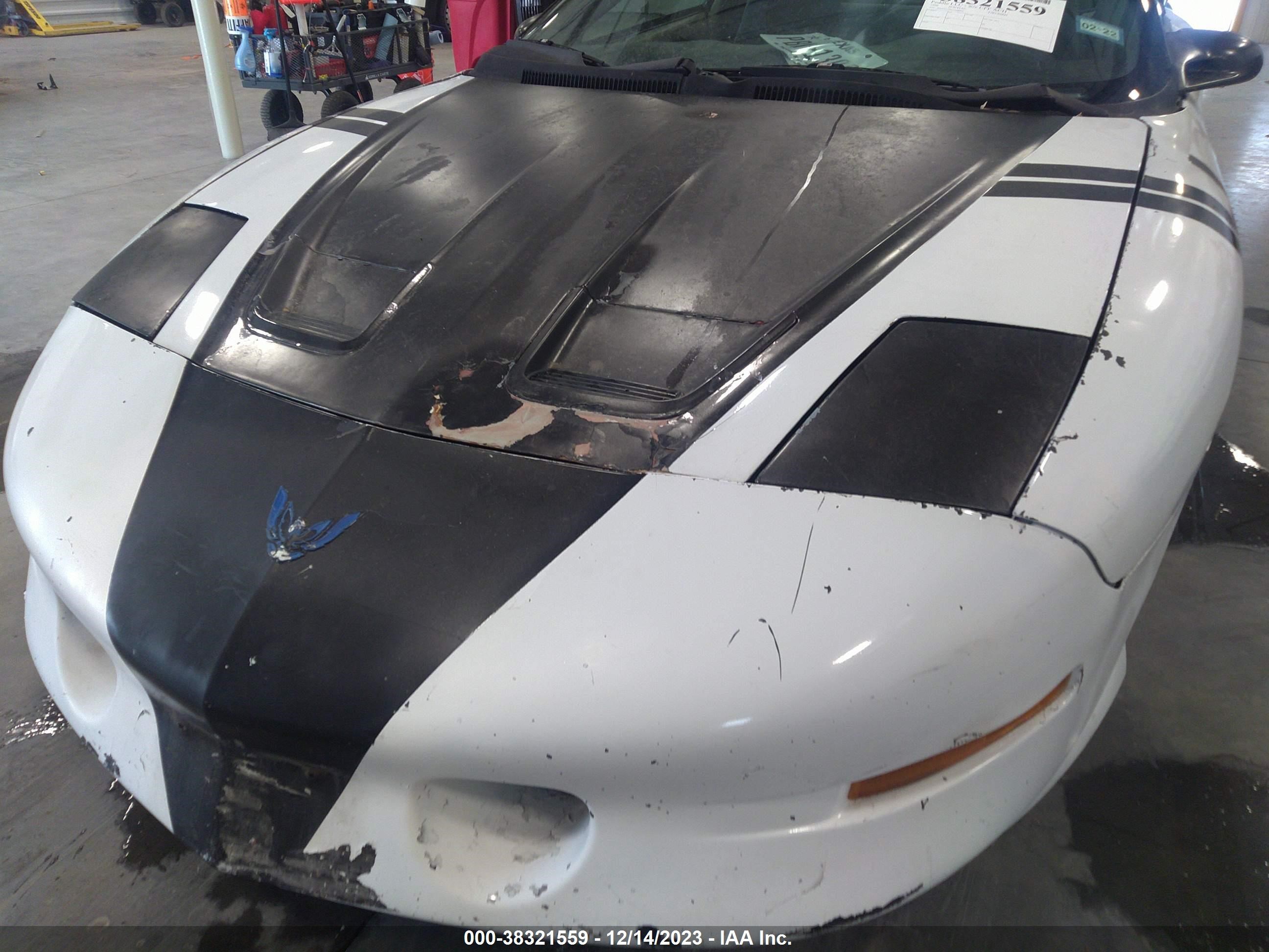 Photo 5 VIN: 2G2FV22P6T2208845 - PONTIAC FIREBIRD 