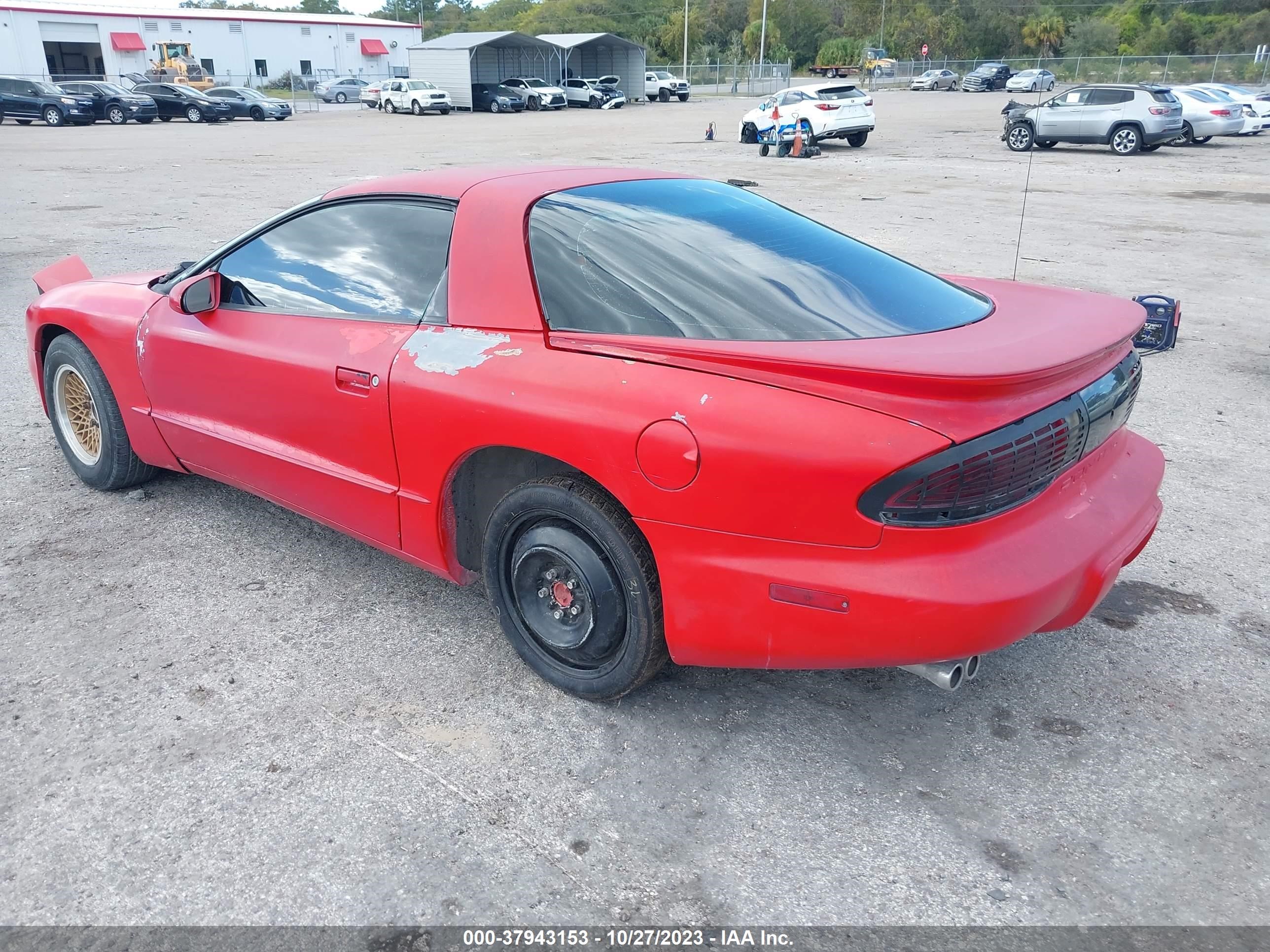 Photo 2 VIN: 2G2FV22P9T2200514 - PONTIAC FIREBIRD 