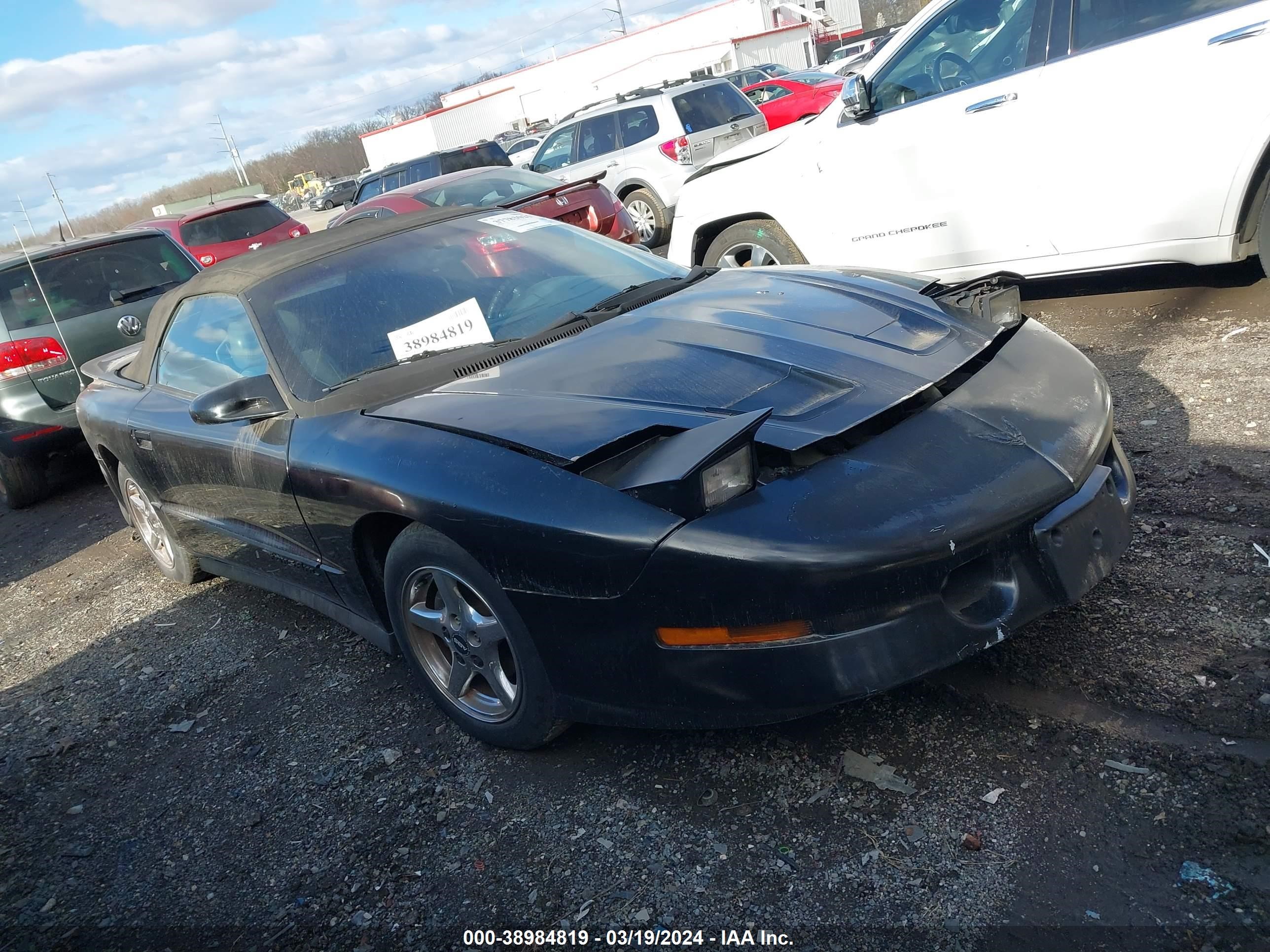 Photo 0 VIN: 2G2FV32P2T2226748 - PONTIAC FIREBIRD 