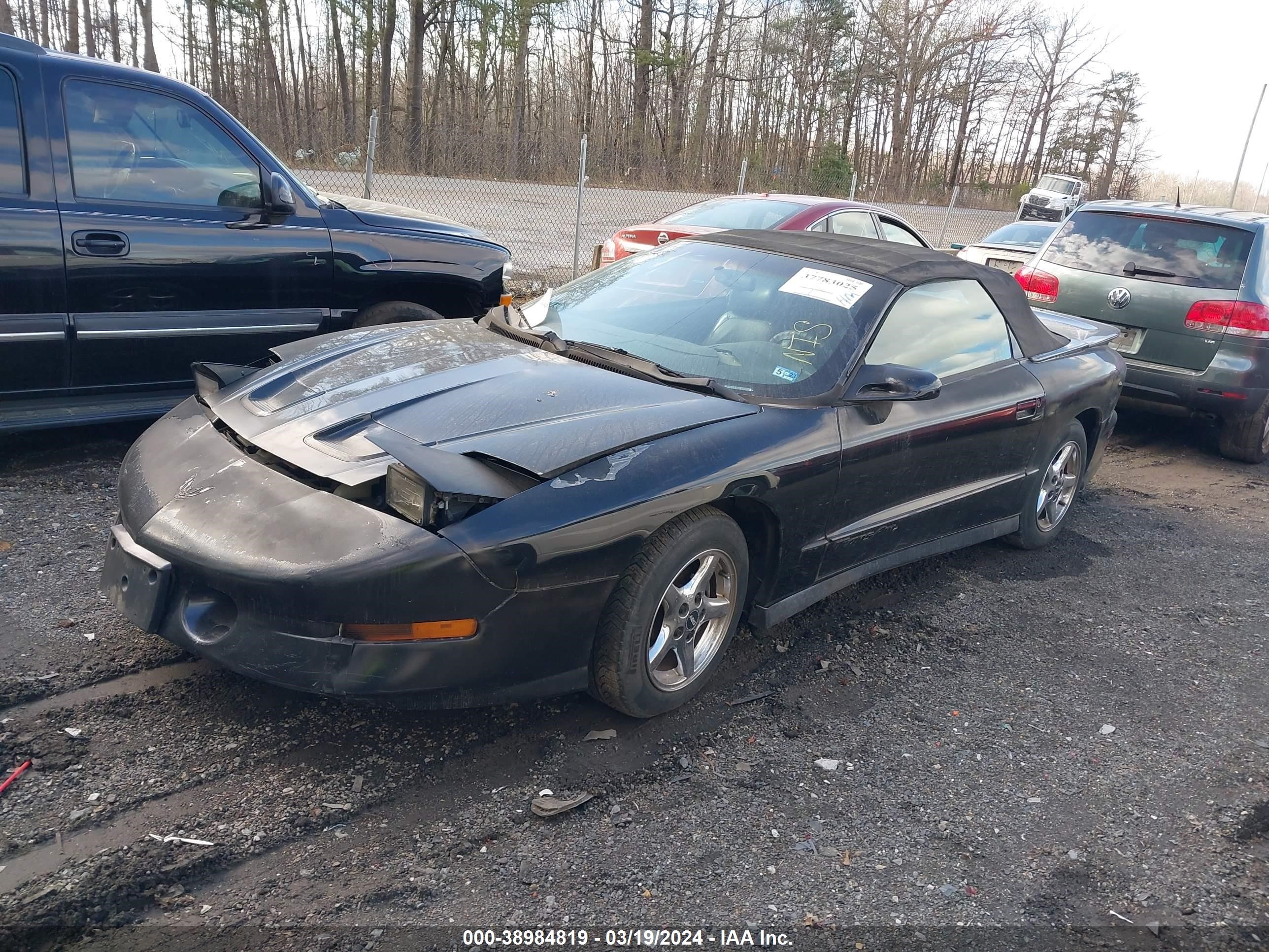 Photo 1 VIN: 2G2FV32P2T2226748 - PONTIAC FIREBIRD 