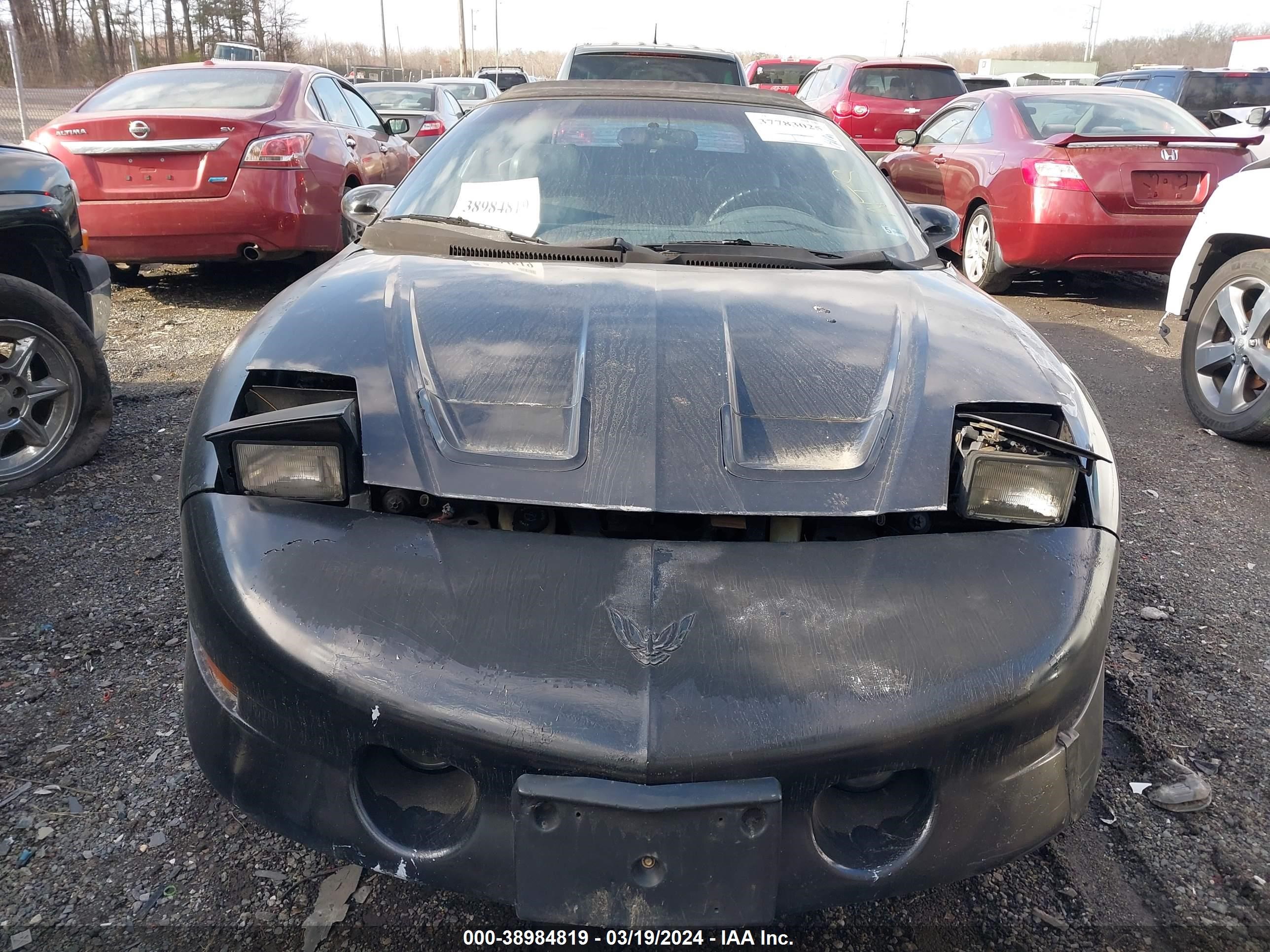 Photo 5 VIN: 2G2FV32P2T2226748 - PONTIAC FIREBIRD 