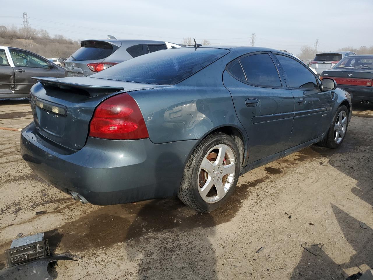 Photo 2 VIN: 2G2WC55C871225464 - PONTIAC GRAND PRIX 