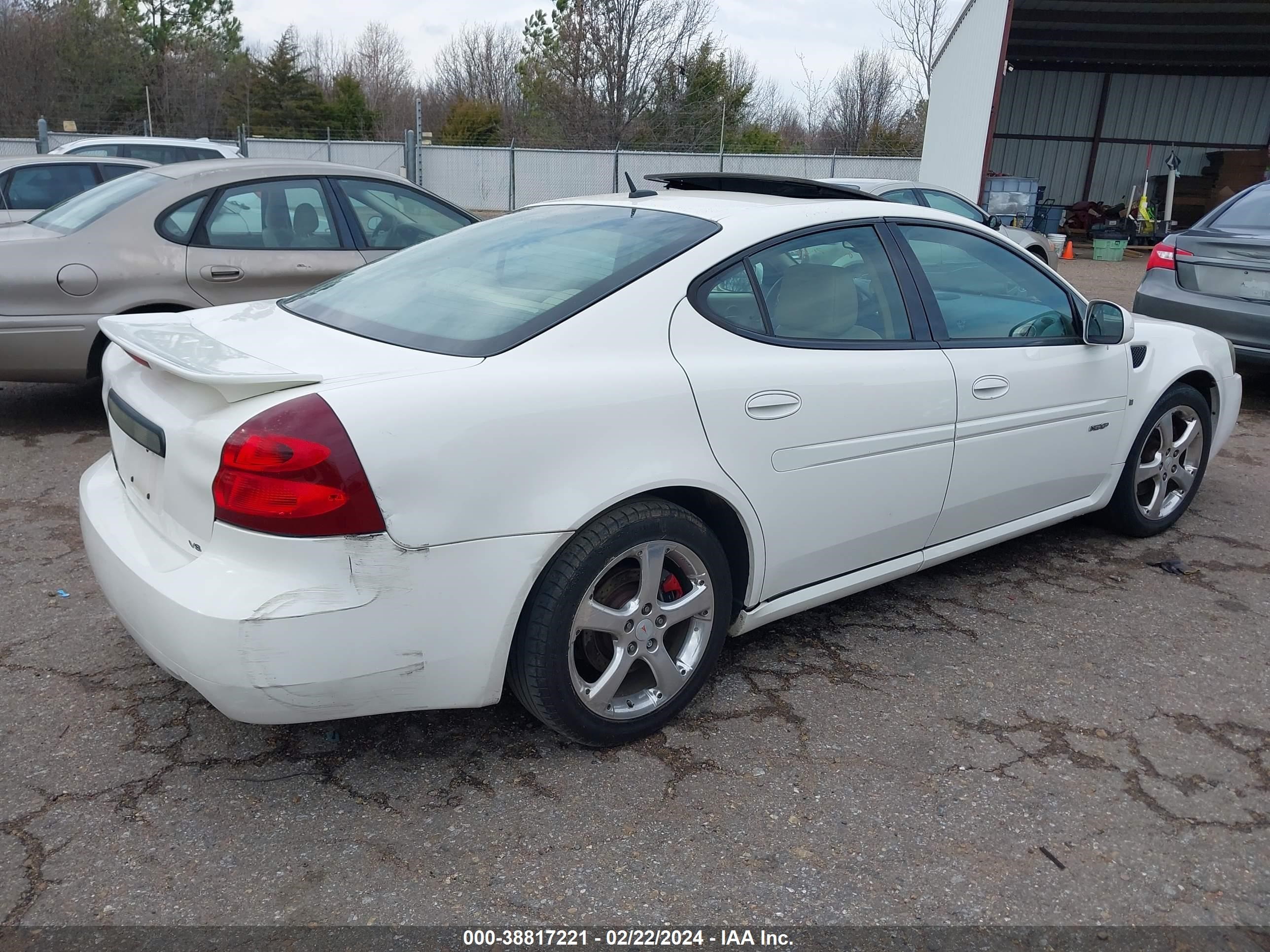 Photo 3 VIN: 2G2WC58CX71193404 - PONTIAC GRAND PRIX 